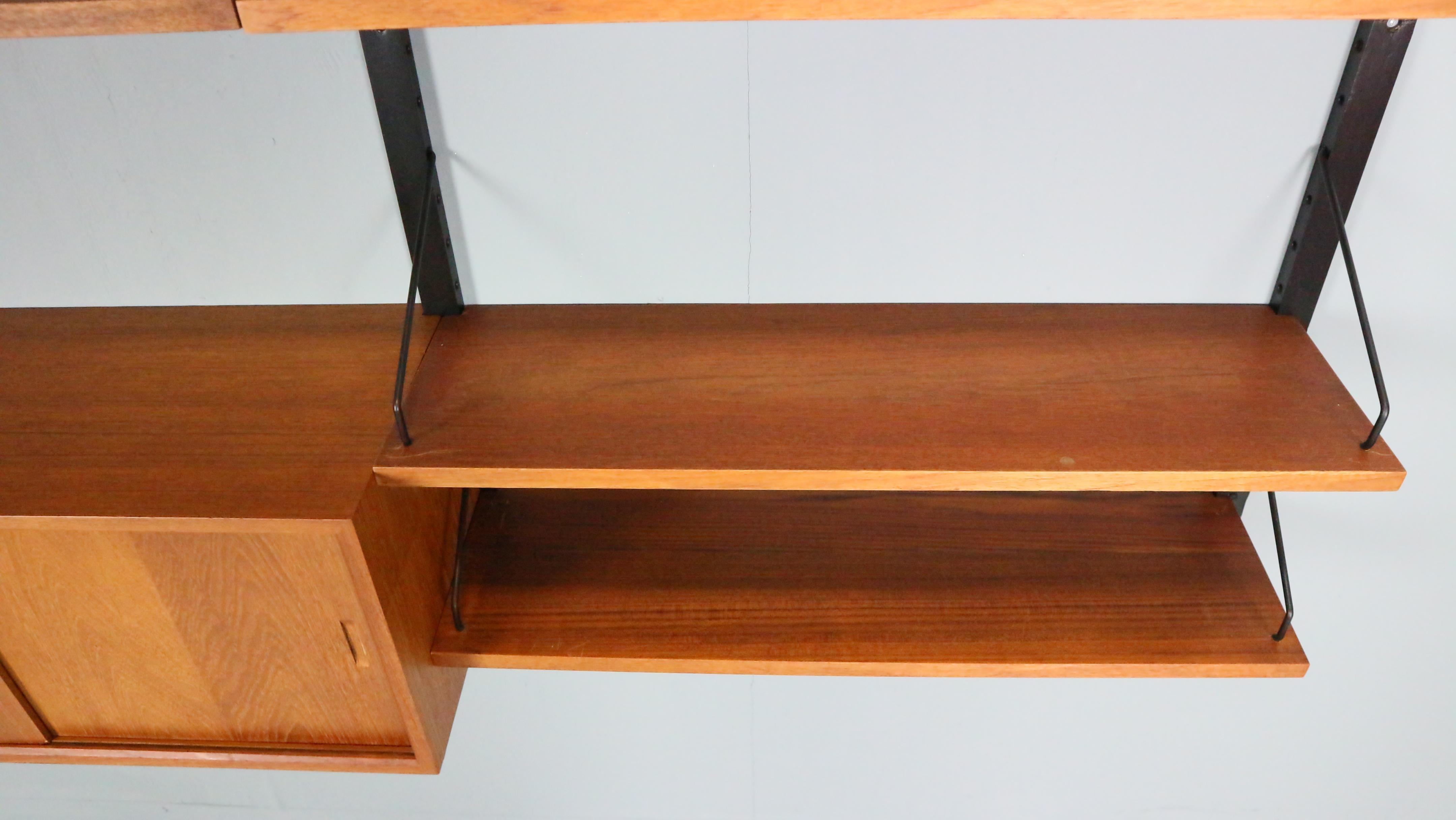 Poul Cadovius Royal System Danish Modern Teak Wall Unit Shelving, 1960 1