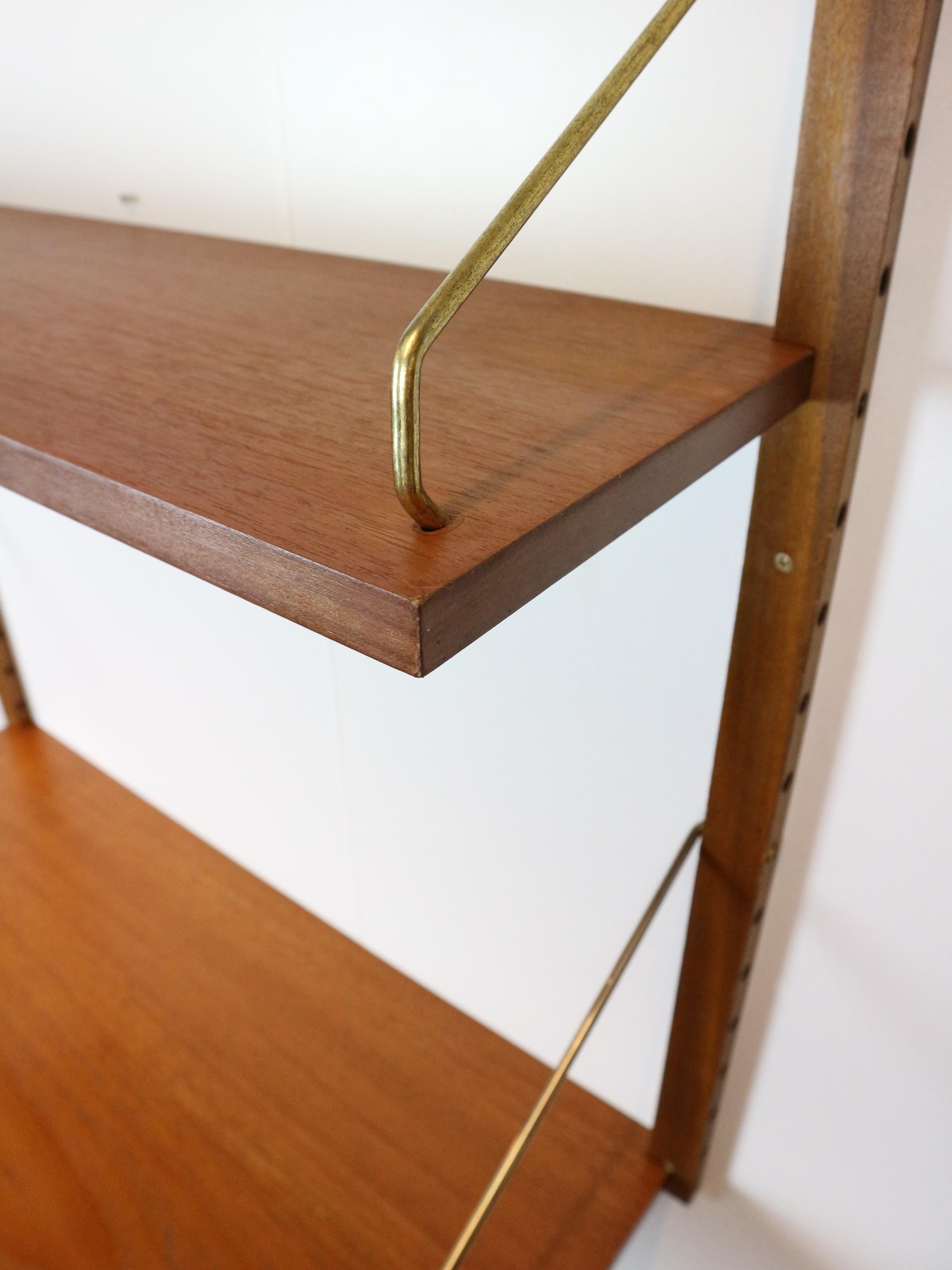 Poul Cadovius 'Royal System' teak desk shelf and brass brackets, 1960s Denmark 3