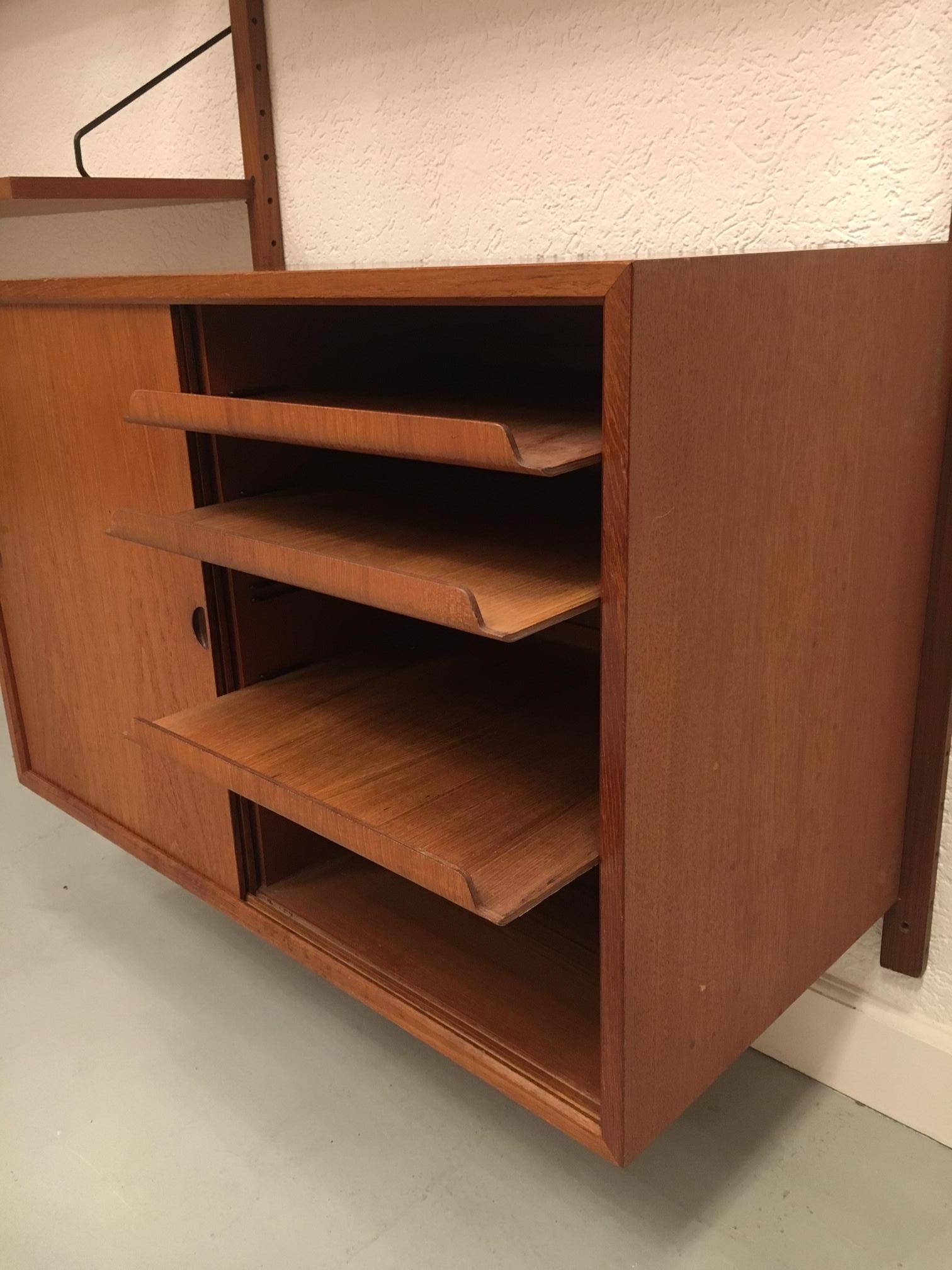 Mid-20th Century Poul Cadovius Royal System Teak Floating Modular Shelf, Cado, Denmark circa 1960