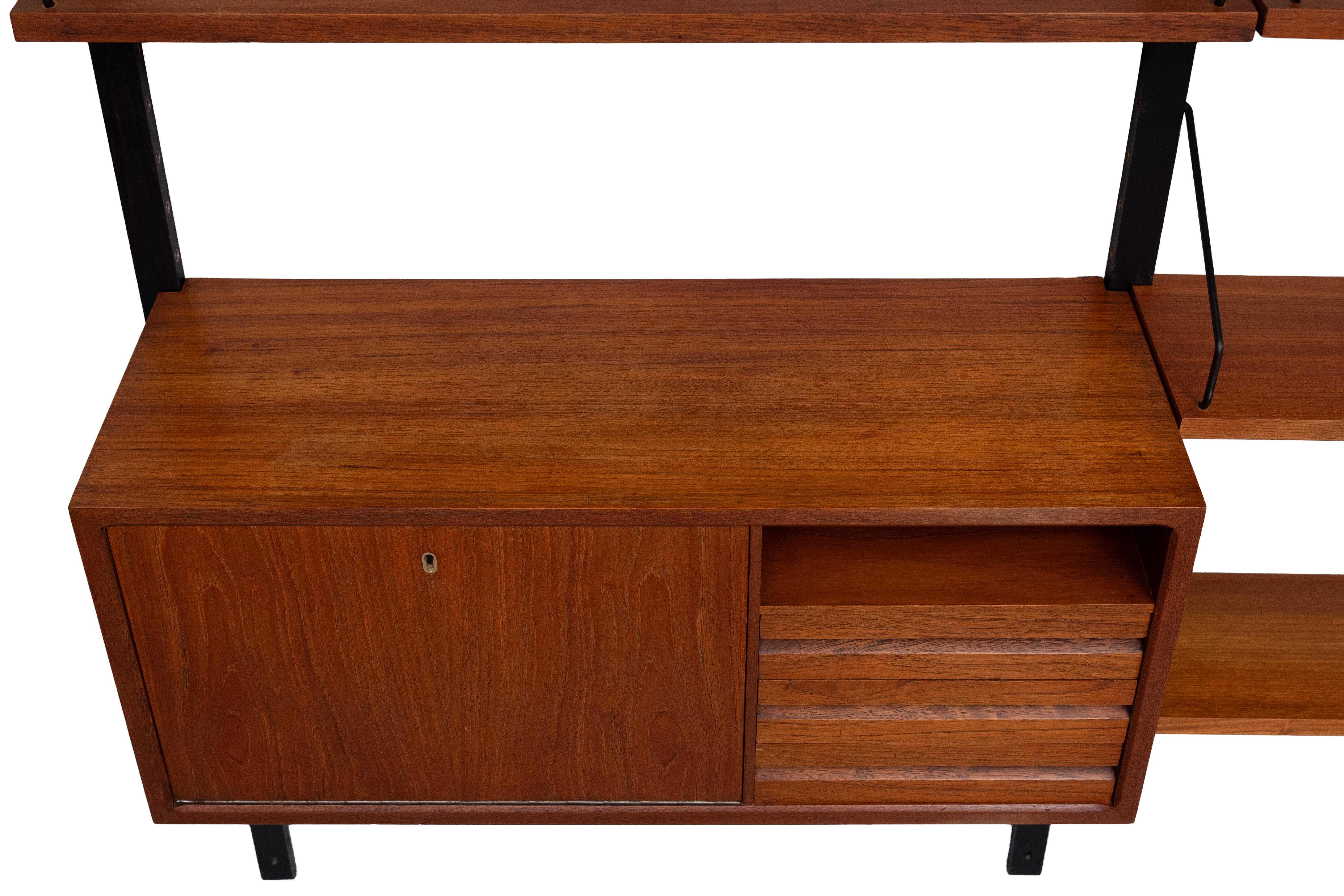 Teak Poul Cadovius Royal wall system 2 Cabinets 6 shelves 1960s For Sale