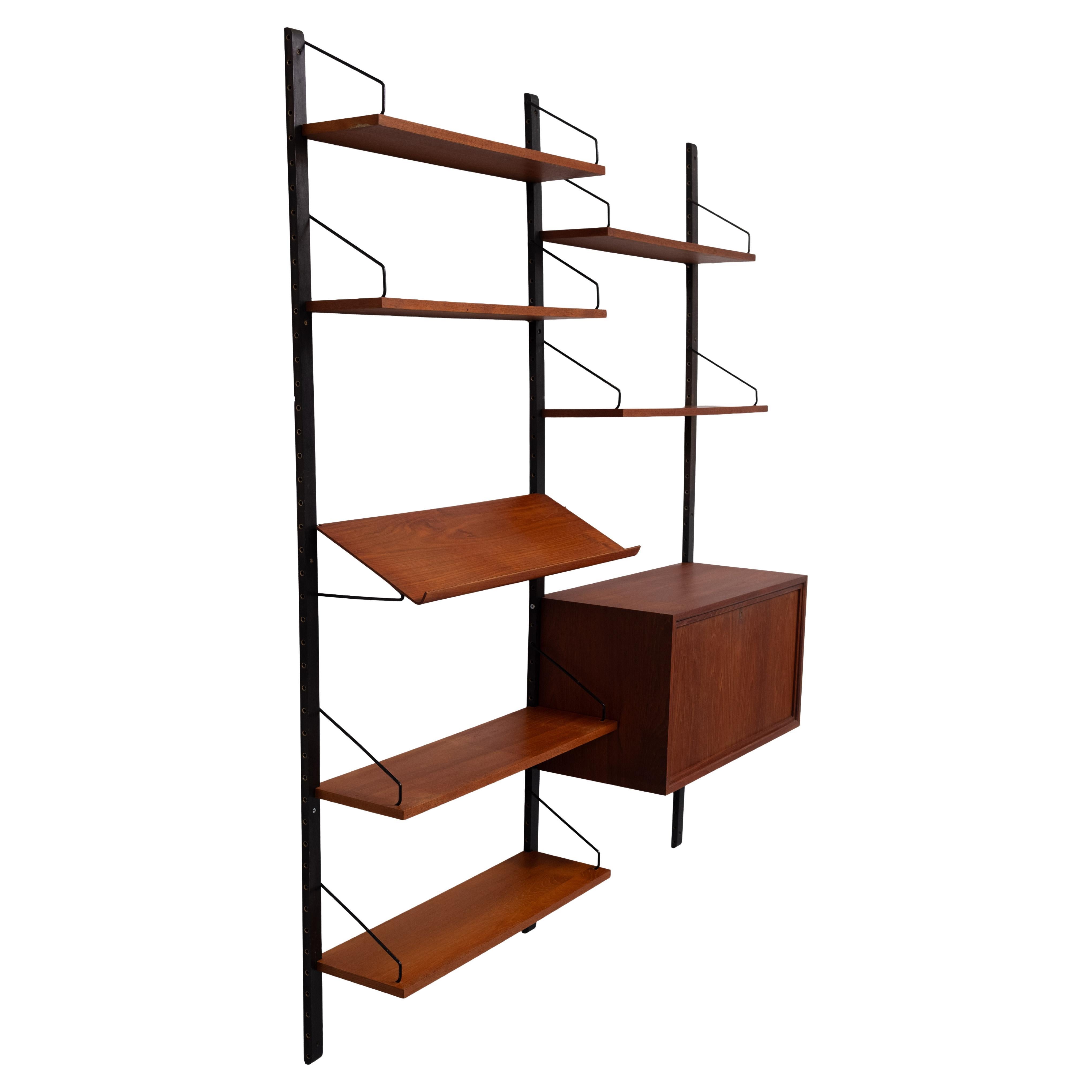 Mid-Century moderno Poul Cadovius Sistema a parete Royal con portariviste 1960s Danimarca in vendita