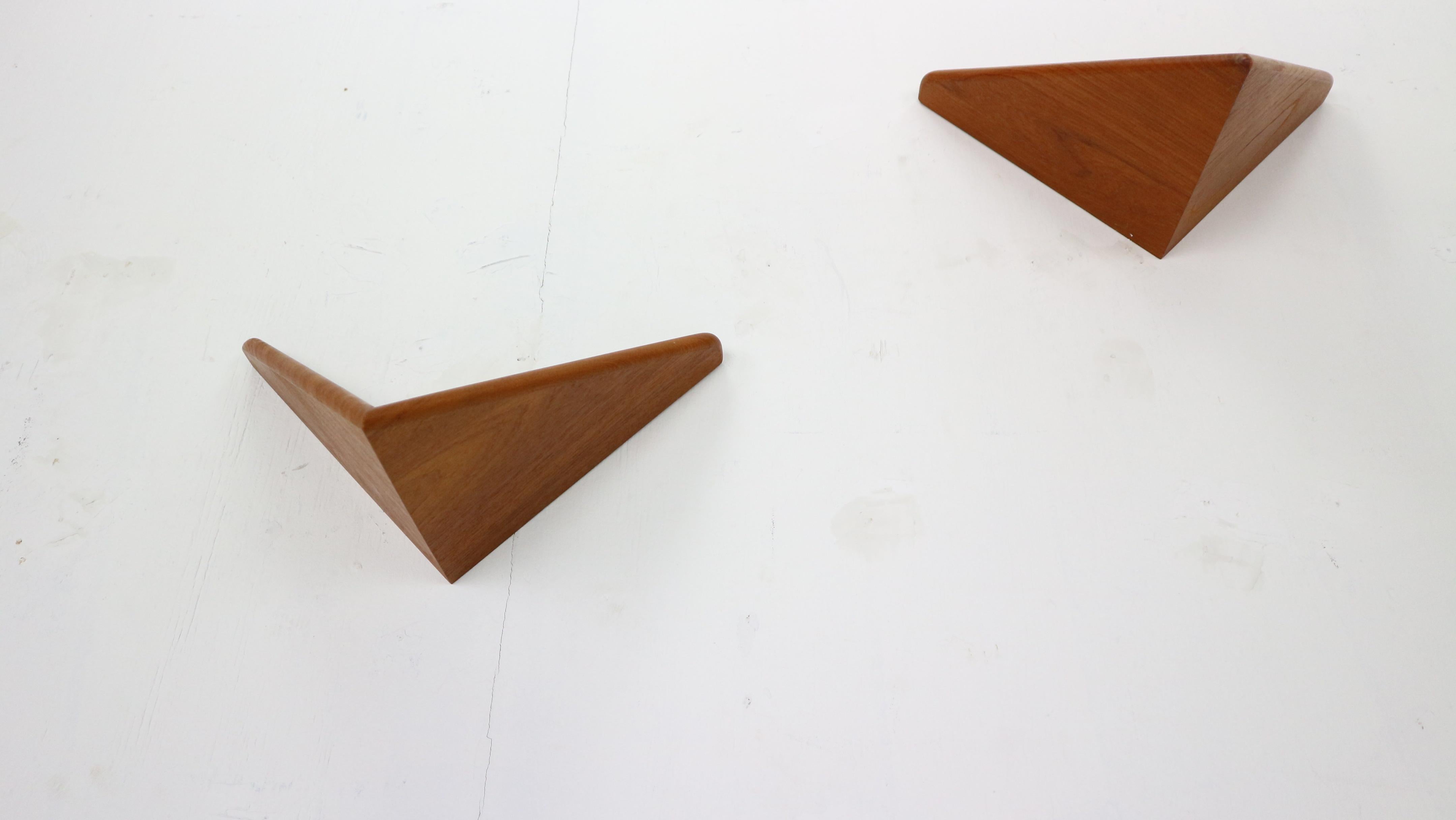 Poul Cadovius Set of 2 Teak Butterfly Shelves for Cado, 1950s Denmark In Good Condition In The Hague, NL