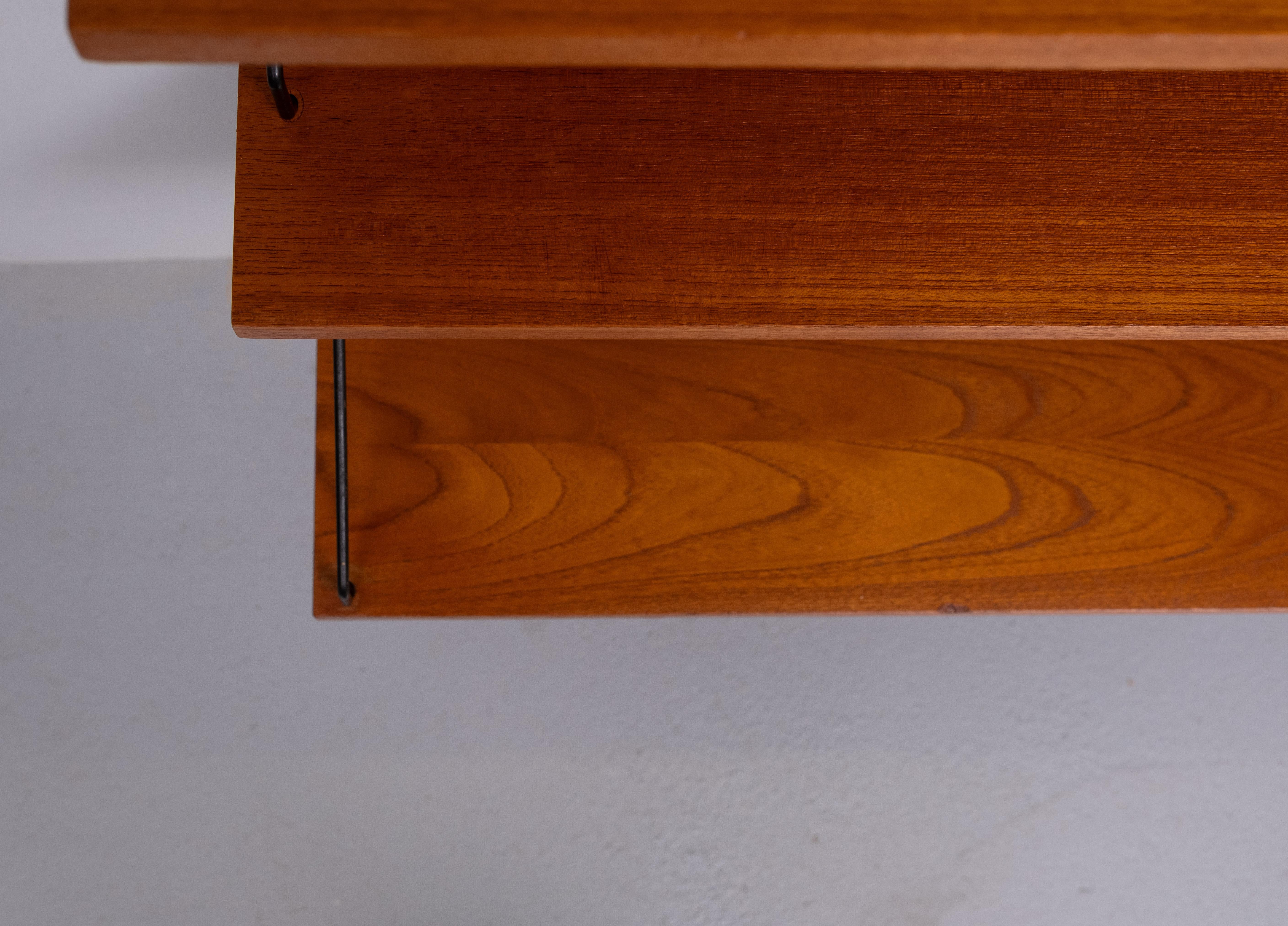 Poul Cadovius  Teak  Bookcase Shelves For Royal System  1960s In Good Condition For Sale In Den Haag, NL