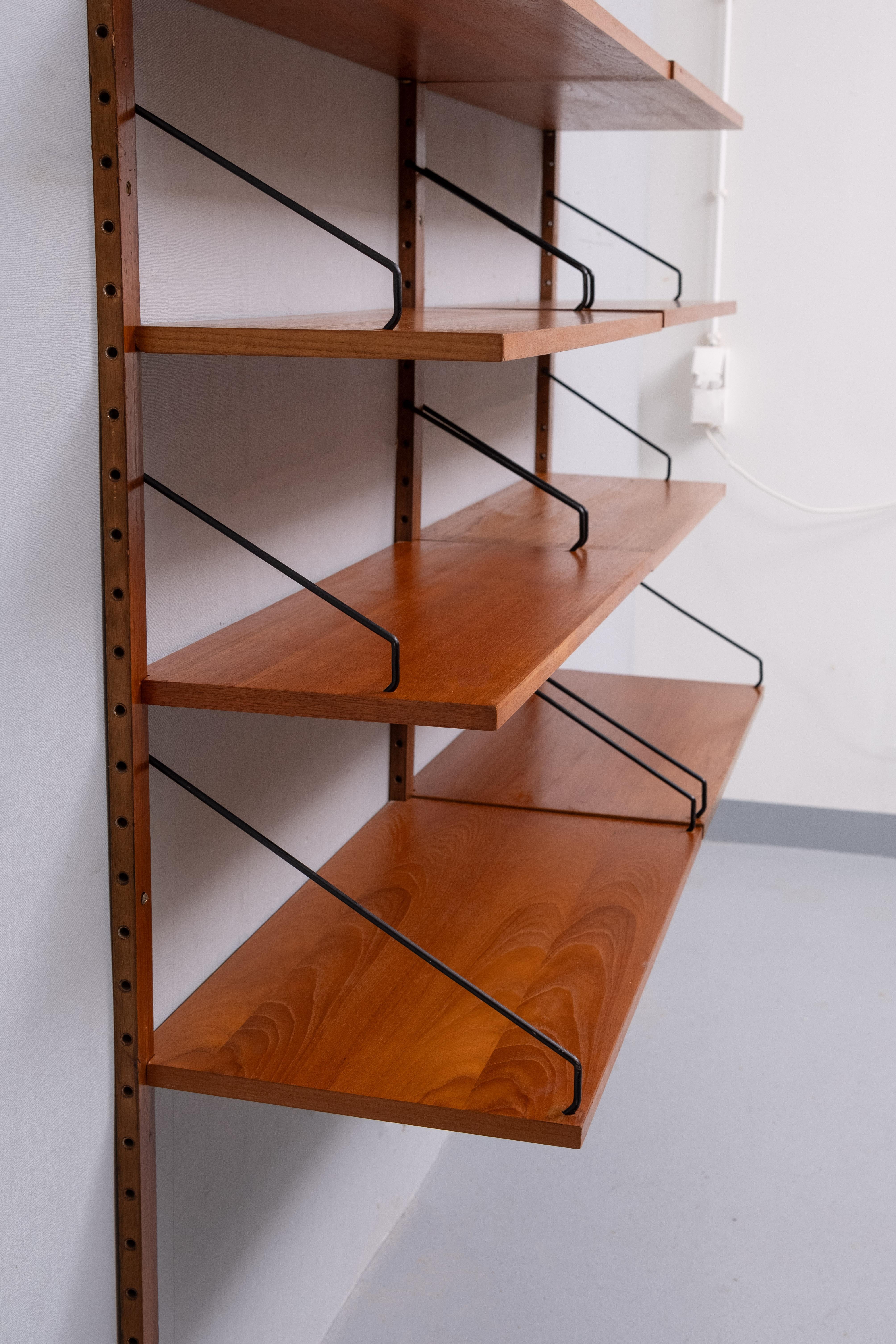 Poul Cadovius  Teak  Bookcase Shelves For Royal System  1960s For Sale 1