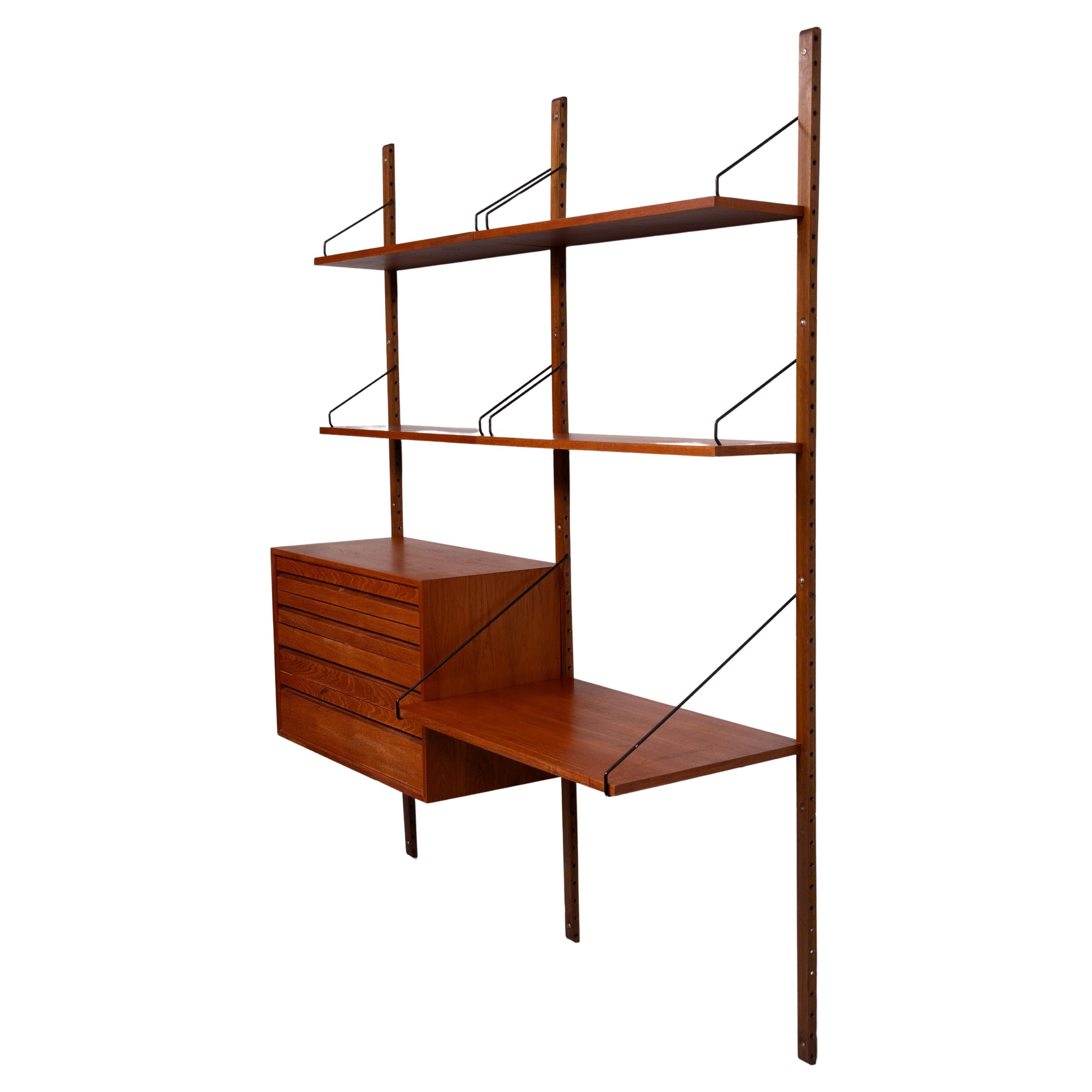 Poul Cadovius Teak Royal Wall System  Denmark In Good Condition In Den Haag, NL