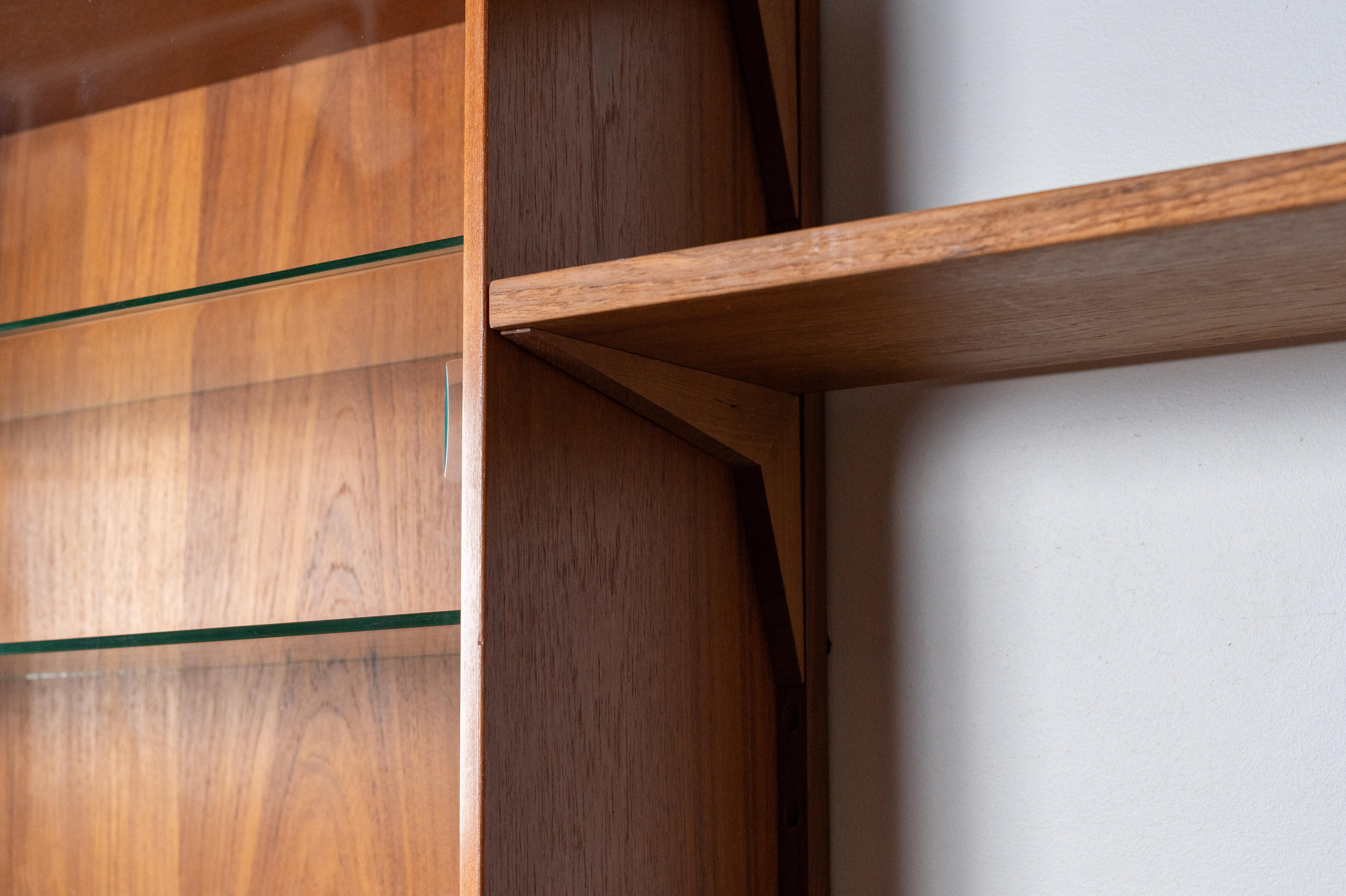 Poul Cadovius Teak Wall Unit In Good Condition For Sale In Cambridge, US