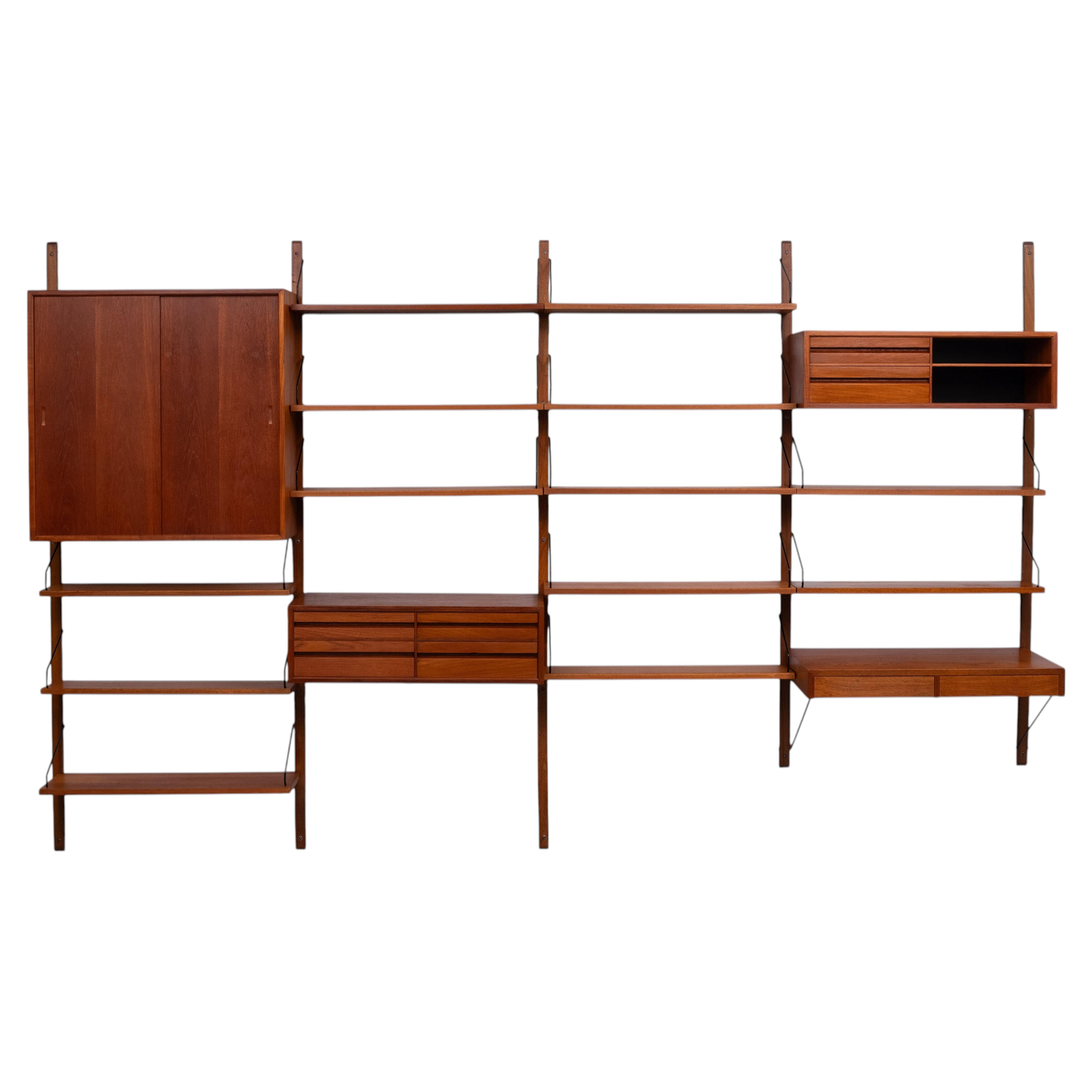Poul Cadovius Vintage 1960s Royal Teak Wall System with 4 Cabinets For Sale