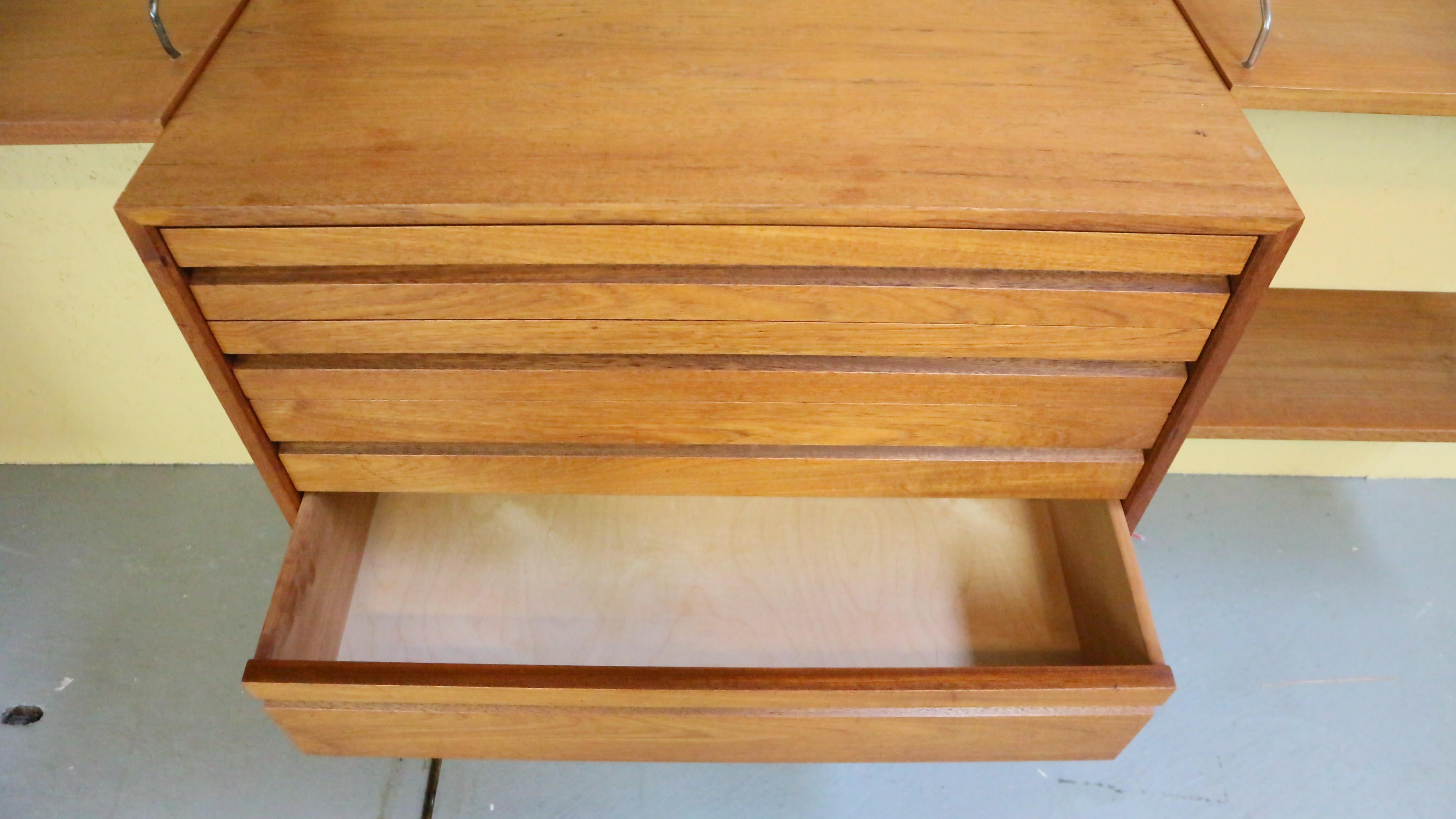 Poul Cadovius XXL Royal System Danish Modern Teak Wall Unit Shelving, 1960 5