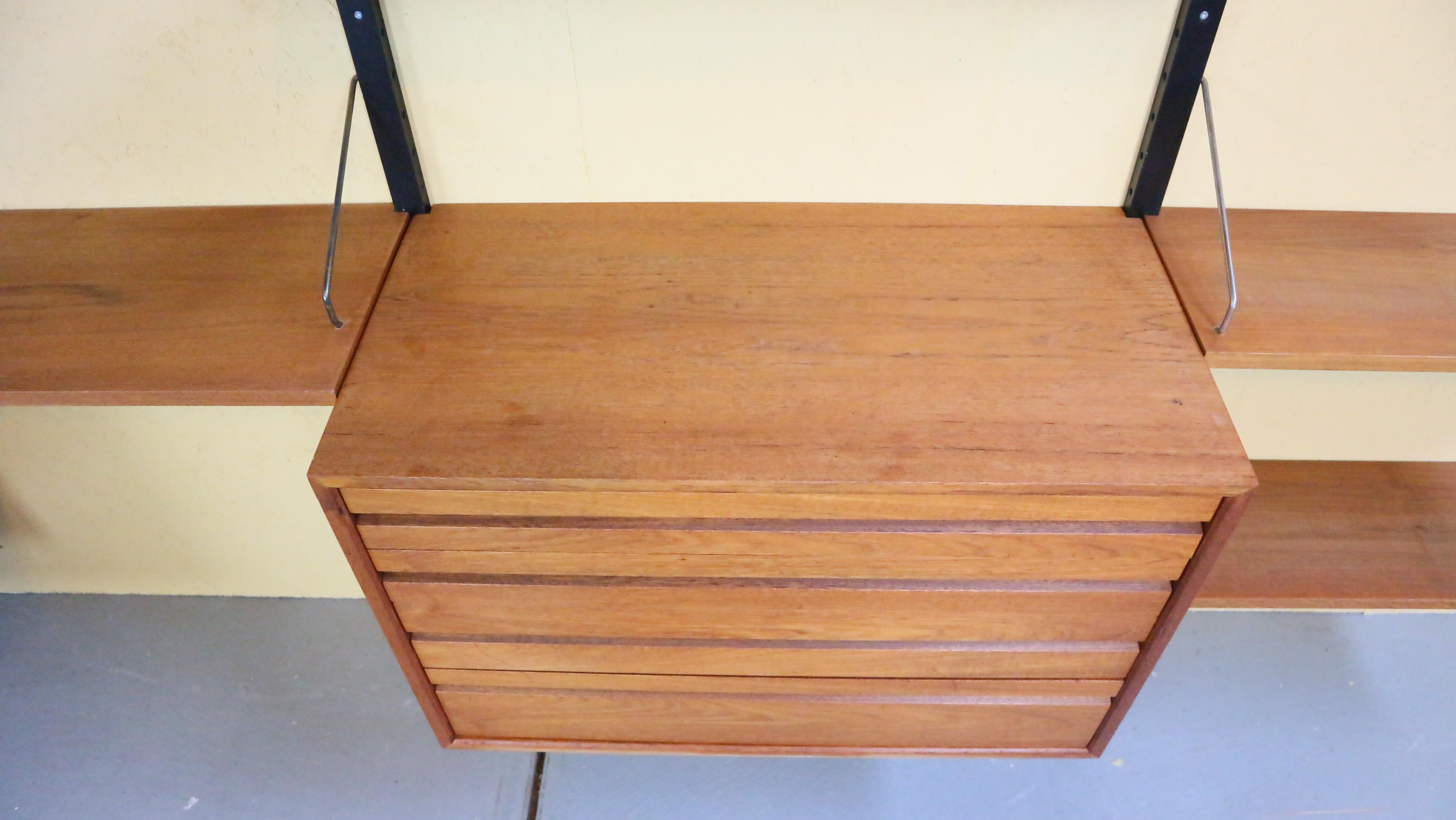 Poul Cadovius XXL Royal System Danish Modern Teak Wall Unit Shelving, 1960 1