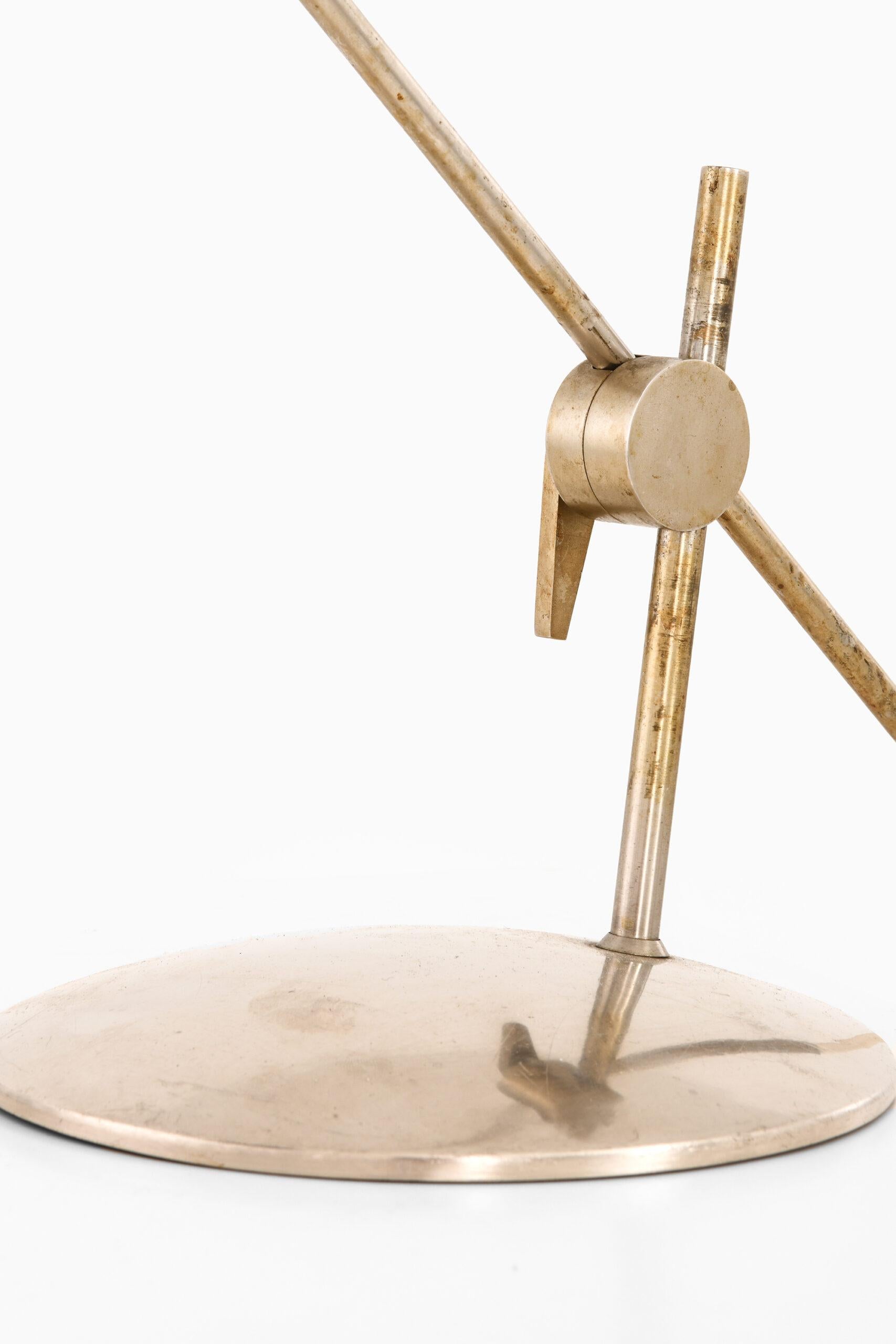 Sehr seltene Tischlampe, entworfen von Poul Dinesen. Produziert von Poul Dinesen in Dänemark.