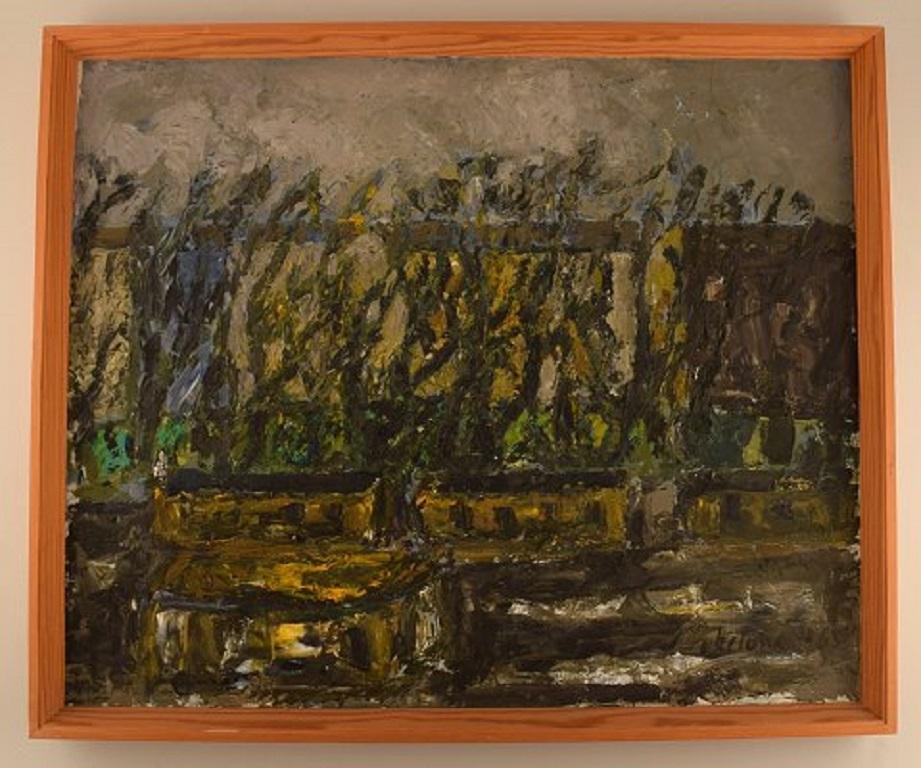 Poul Ekelund (1921-1976), Denmark. Oil on canvas. Modernist landscape with yellow houses. Dated 1965.
The canvas measures: 66 x 54 cm.
The frame measures: 2.5 cm.
In excellent condition.
Signed.