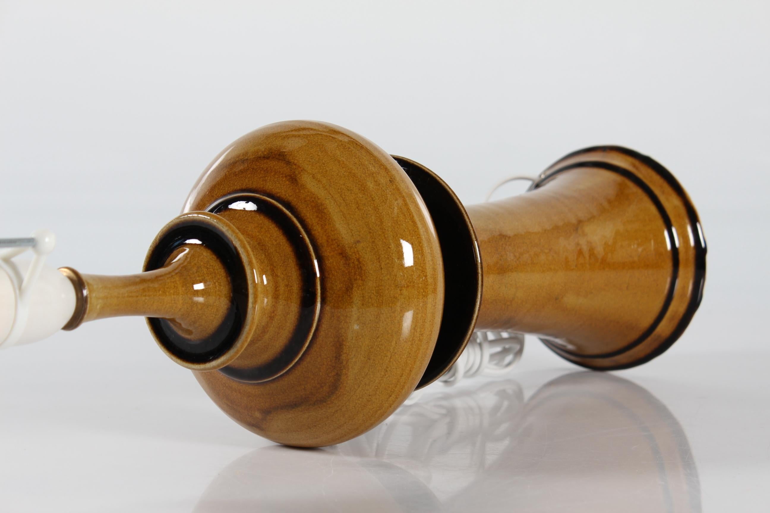 Poul Erik Eliasen for Kähler Sculptural Table Lamp Stoneware with Amber Glaze  2