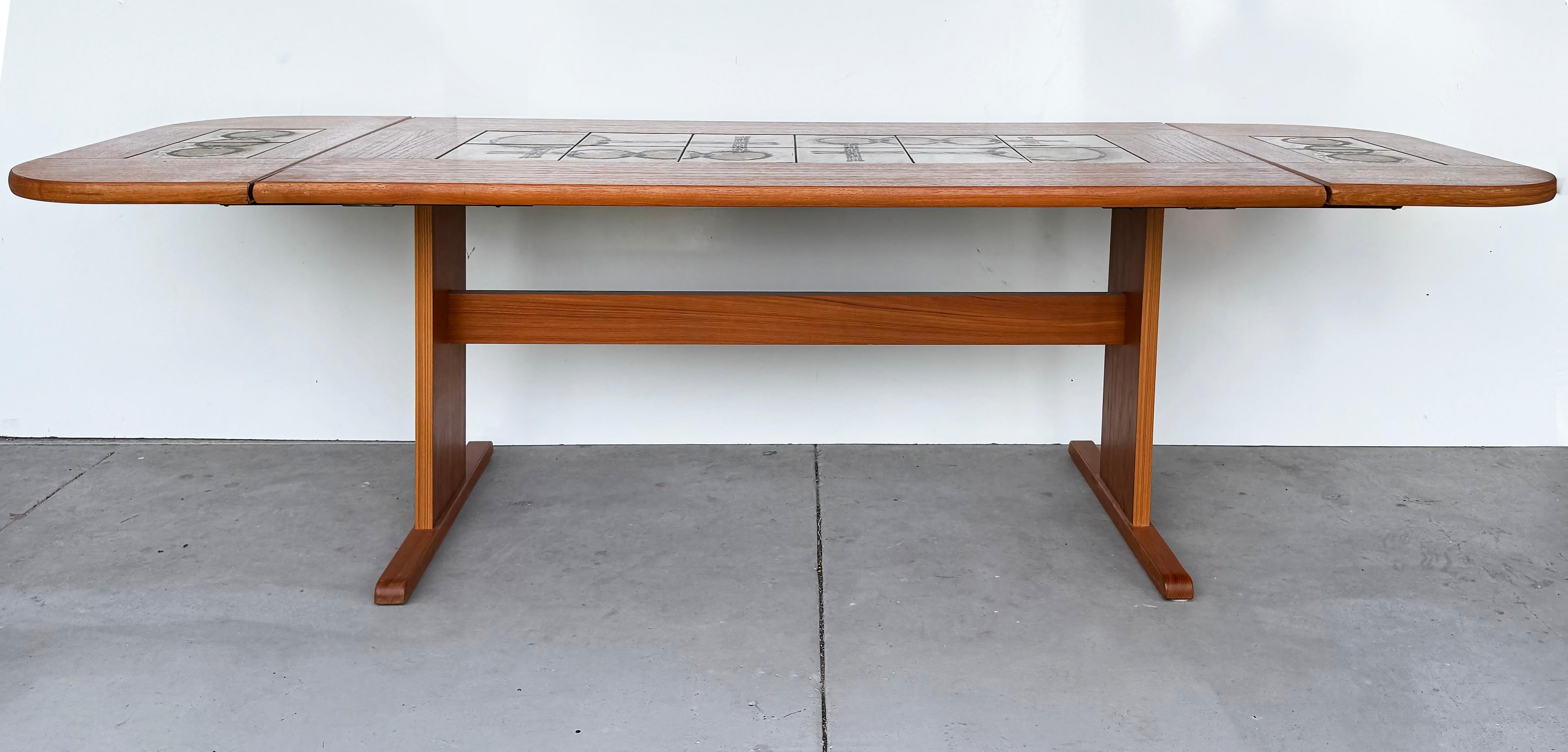 Poul H. Poulsen Gangsø Møbler Mesa de comedor danesa con tablero de teka, firmada Escandinavo moderno en venta