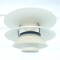 Poul Henningesen, modelo PH 5-4.5, Charlottenberg , Louis Poulsen, años 80