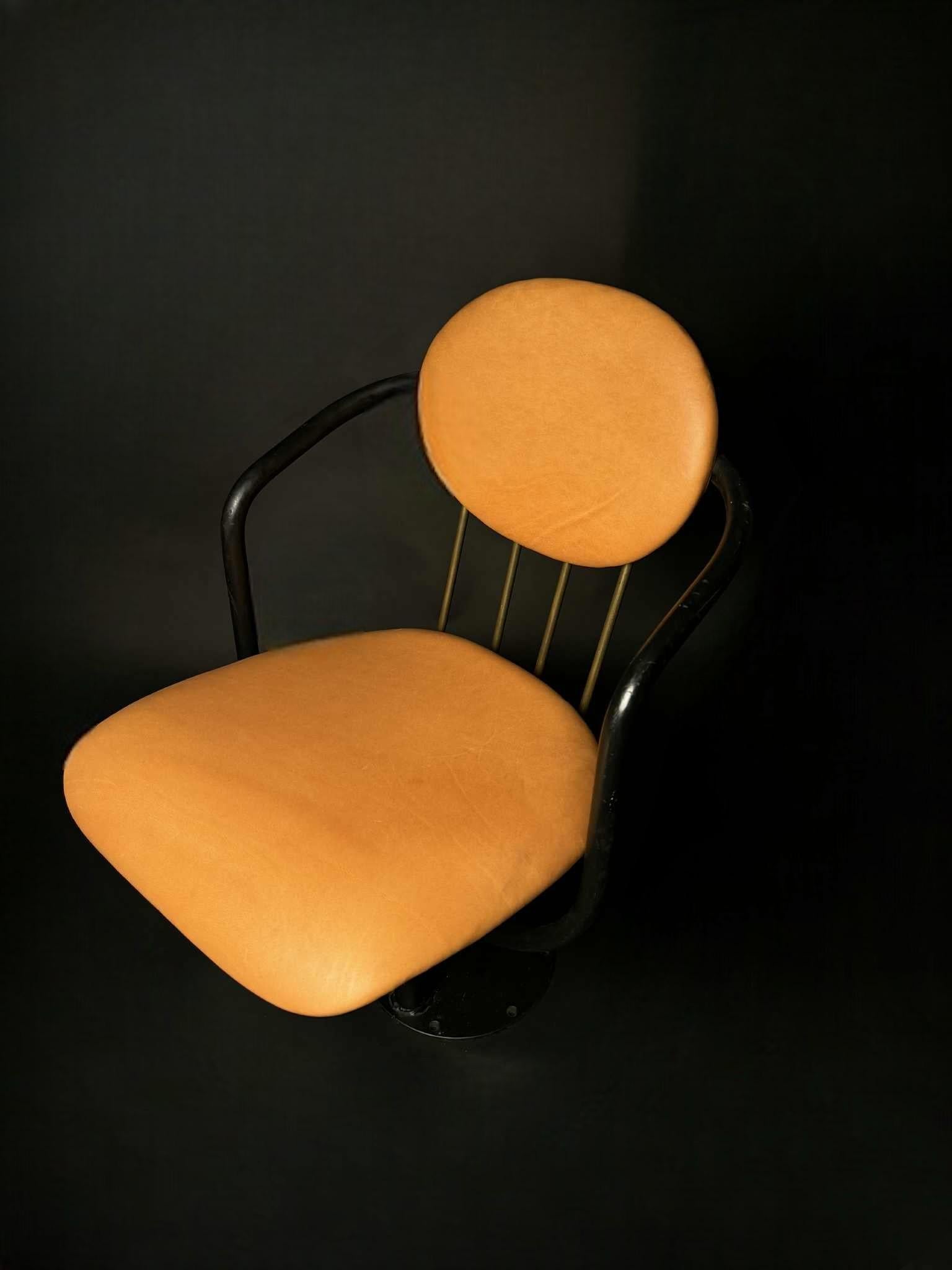 Danois Poul Henningsen (1894-1967) en vente