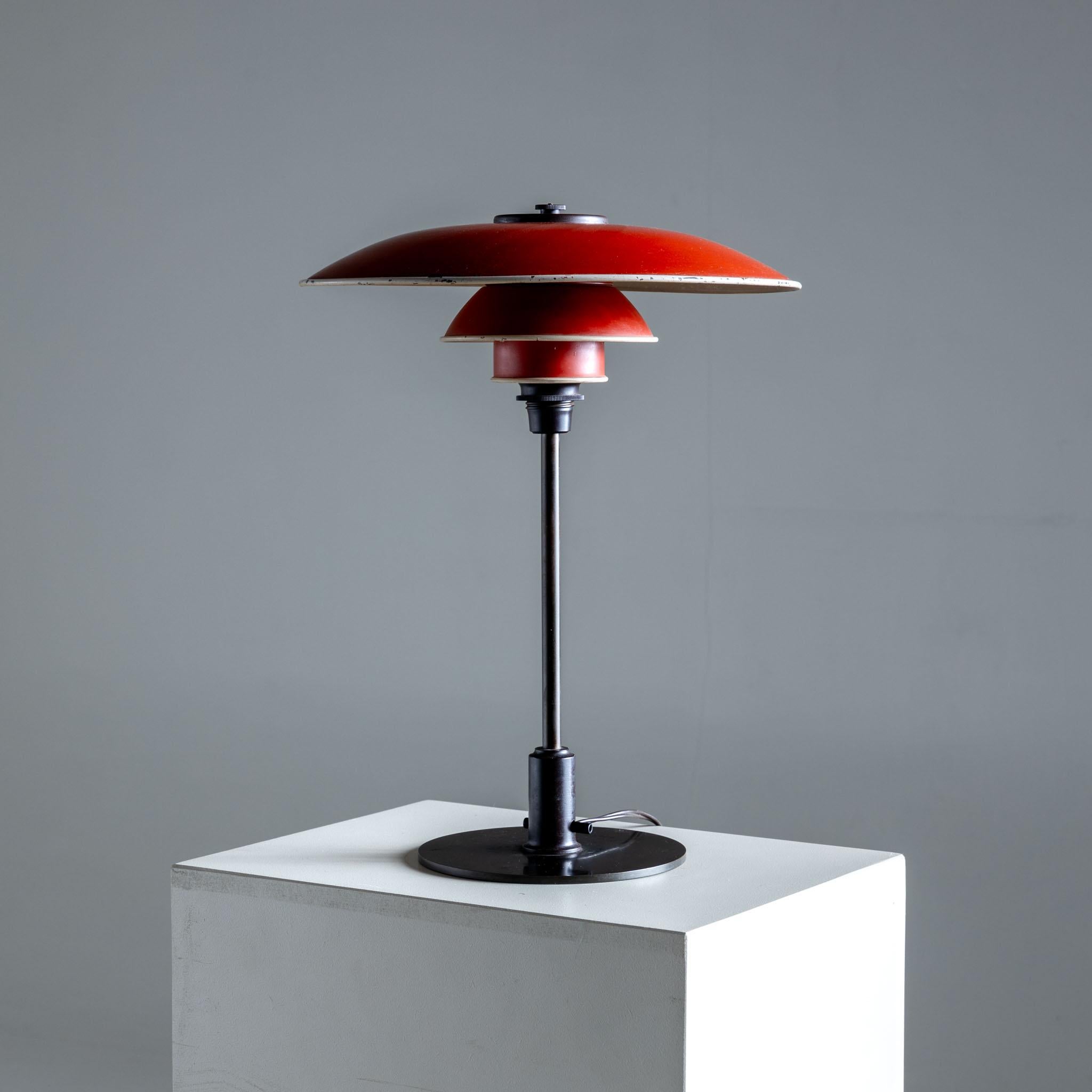 Curated visual reference: Picture Idea: Poul Henningsen 1894 1967 Table Lamp 4 3 Denmark Design