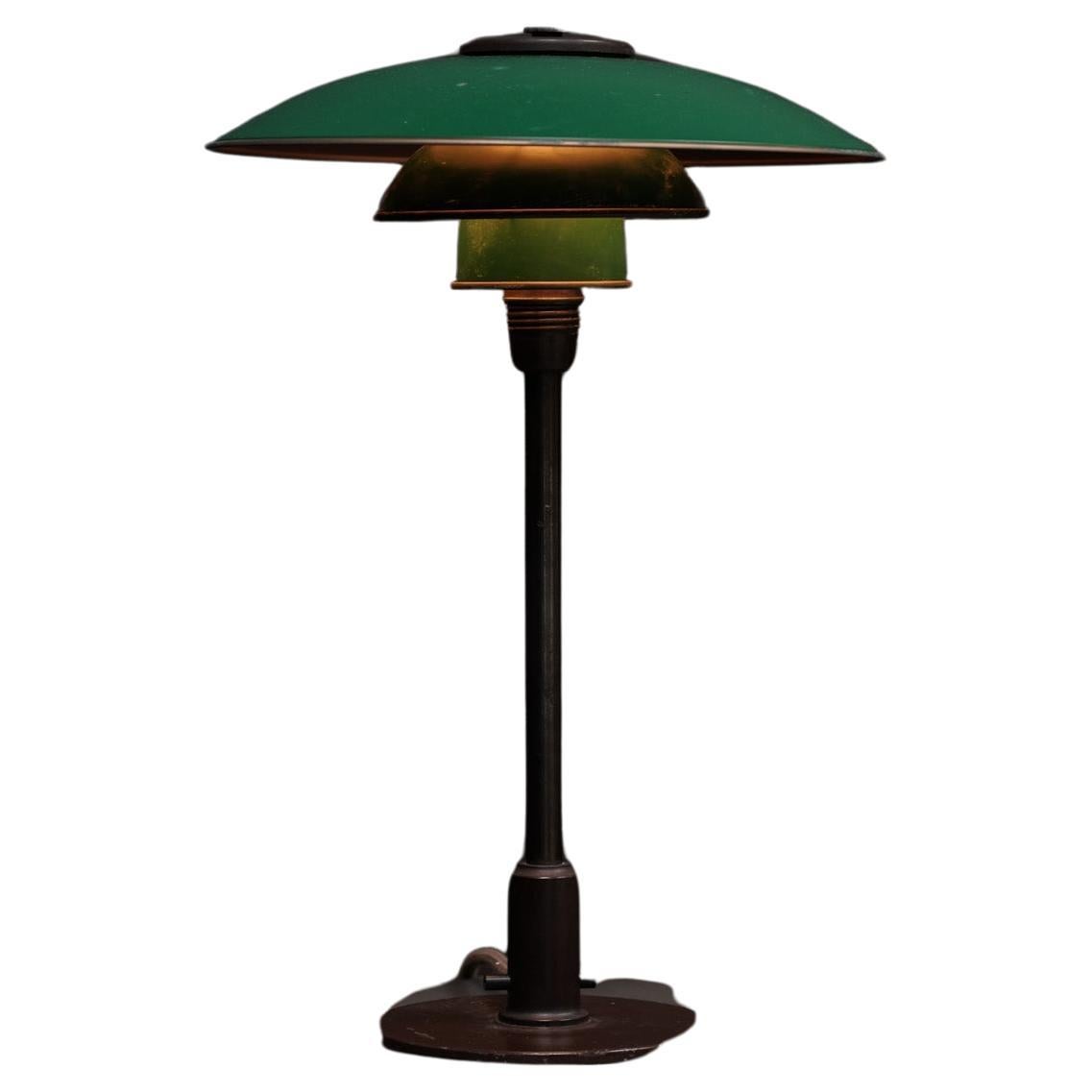 Poul Henningsen 3/2 Table Lamp, Green For Sale