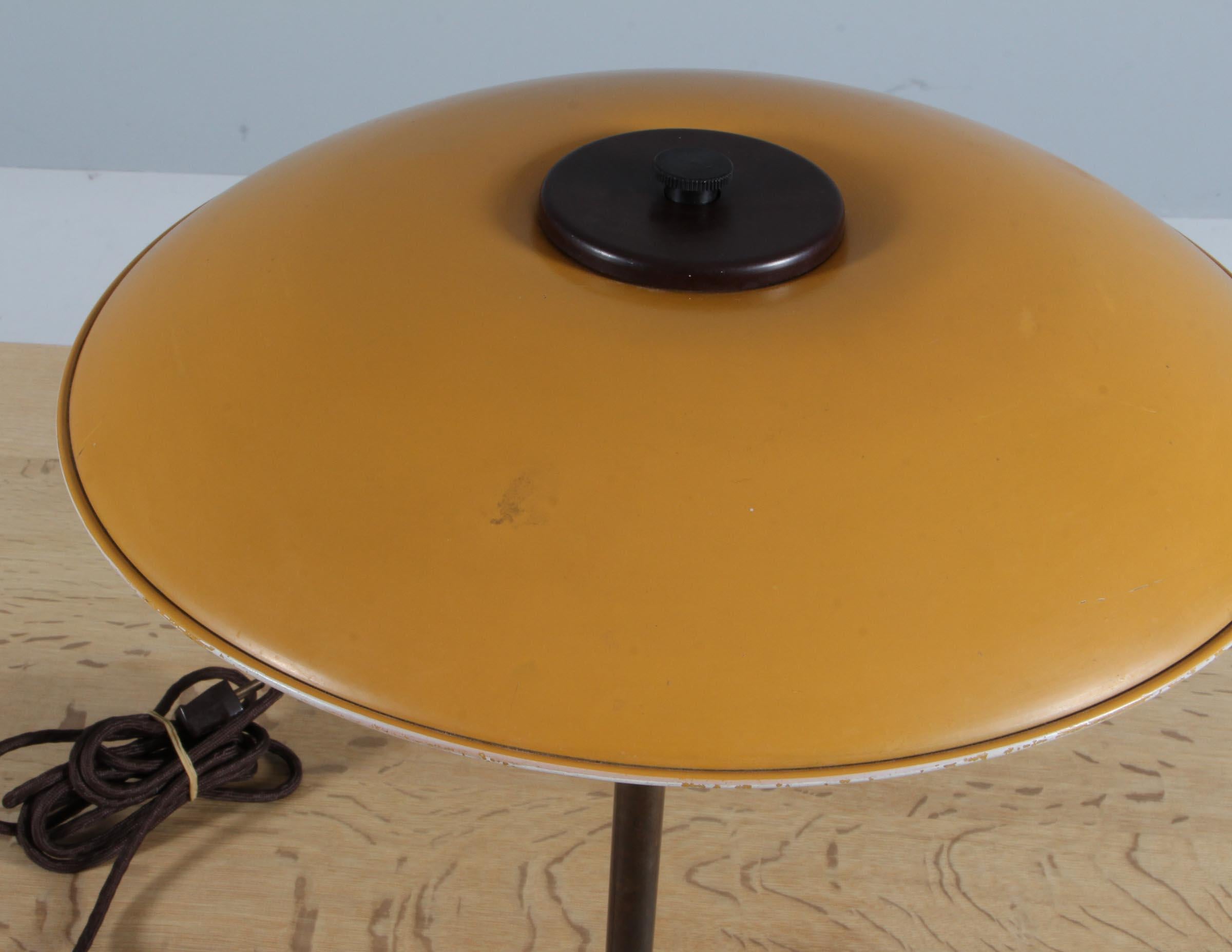 Danish Poul Henningsen 3½/2 Table Lamp 1940'erne