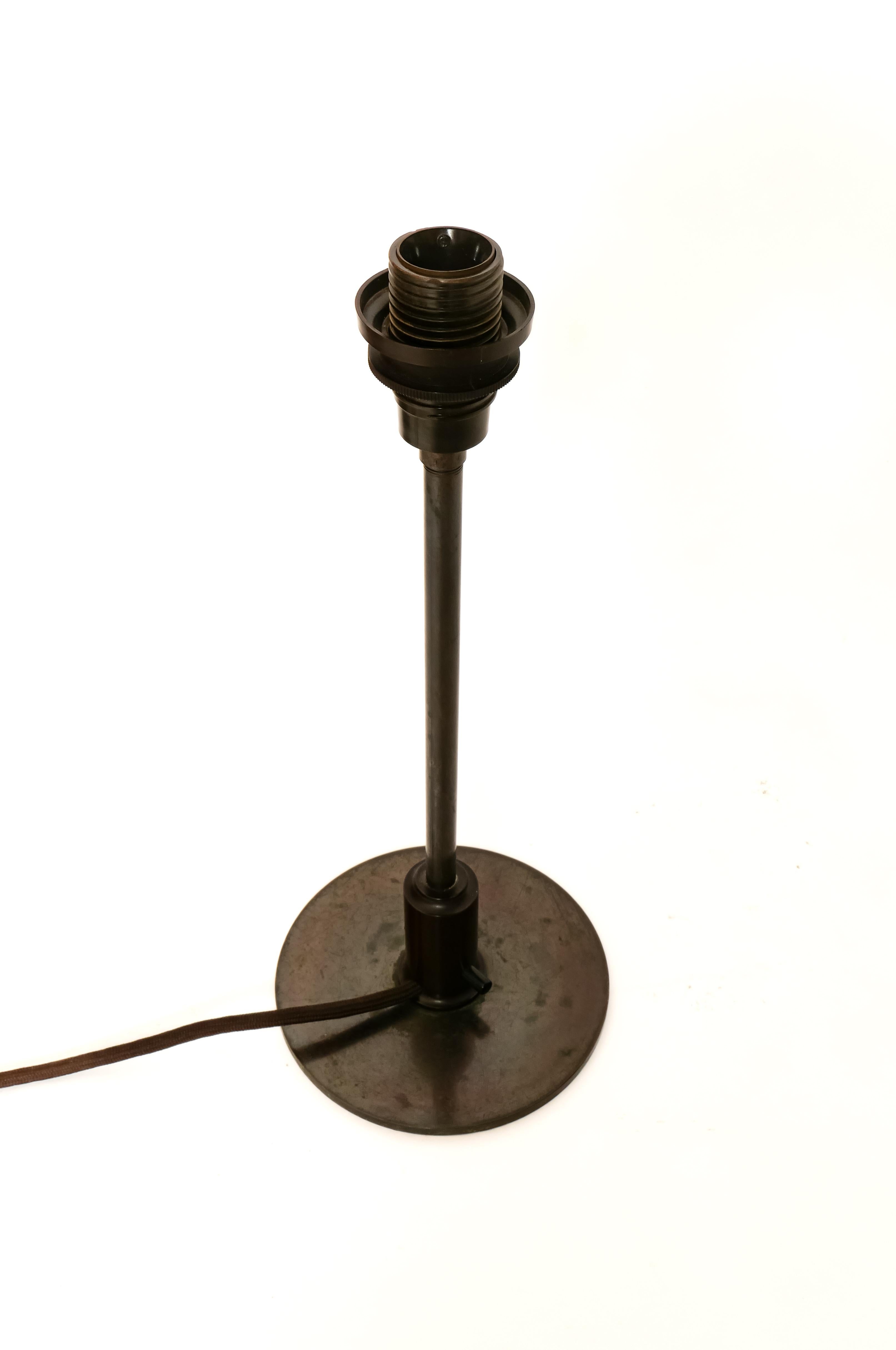 Poul Henningsen 4/3 Table Lamp 1940s For Sale 1