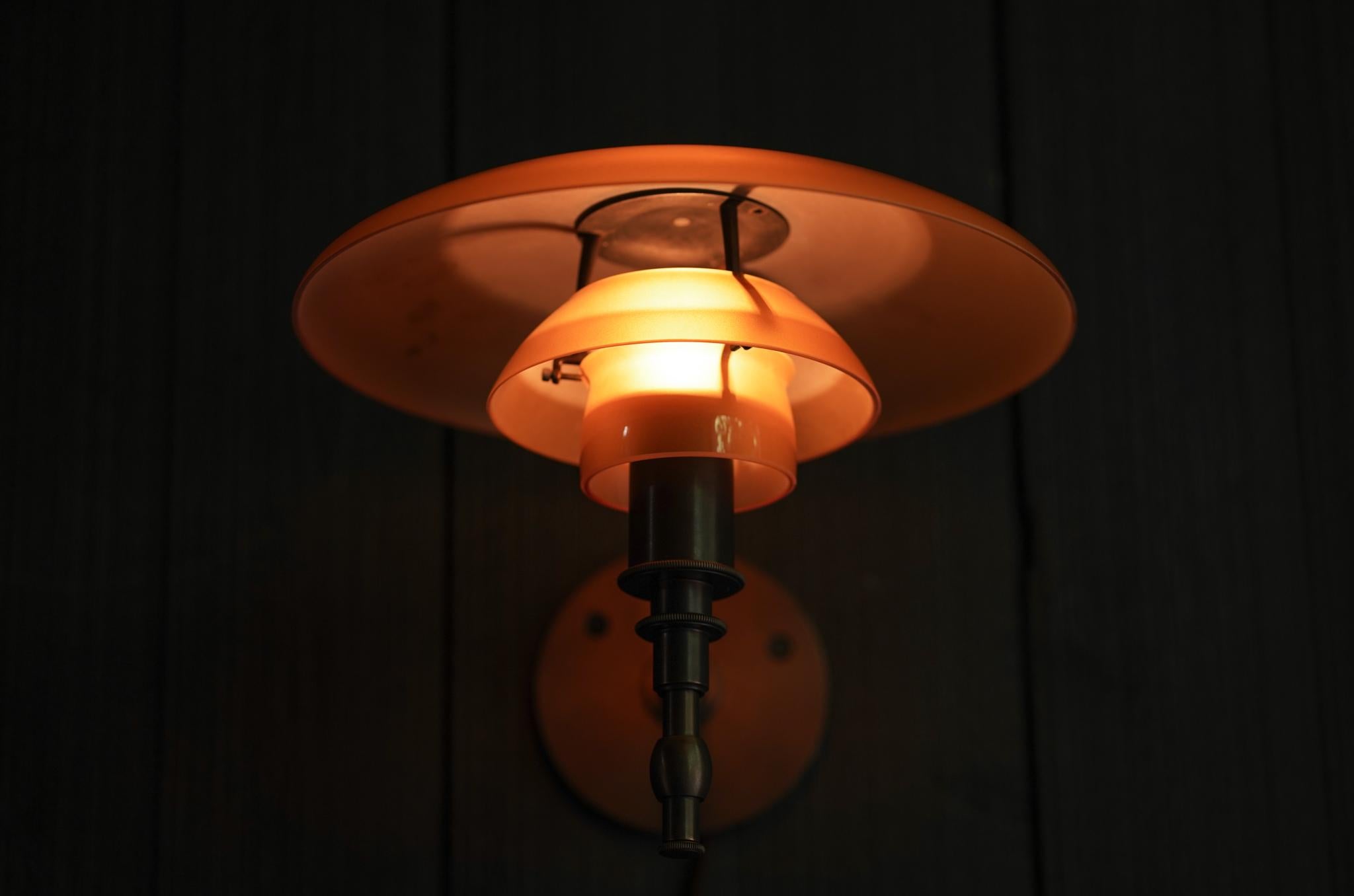 Poul Henningsen Apliques de ámbar Danés en venta