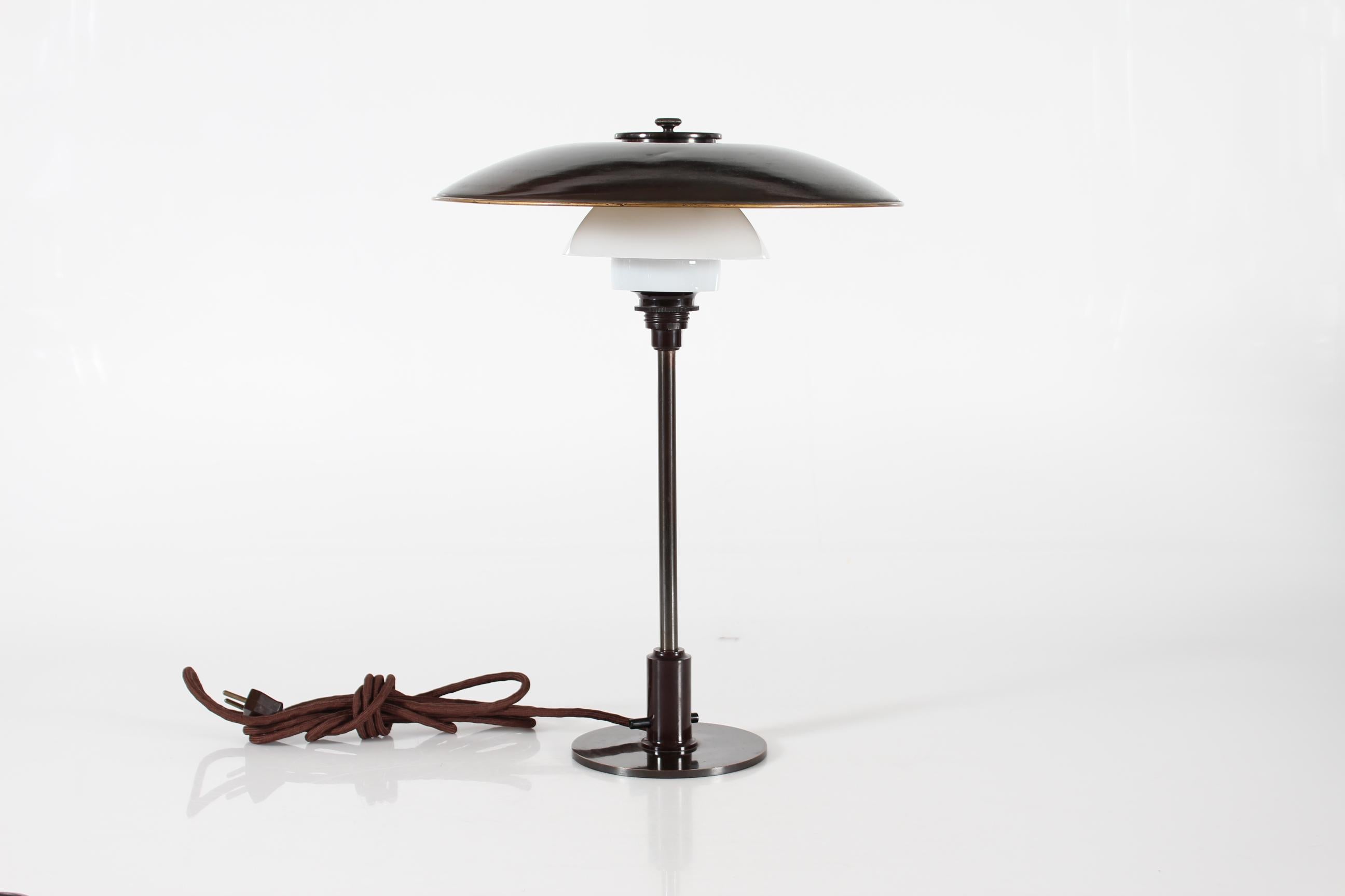 Danish Poul Henningsen Art Deco PH Table Lamp PH 3½/2 Patinated Brass and Copper 1930s For Sale