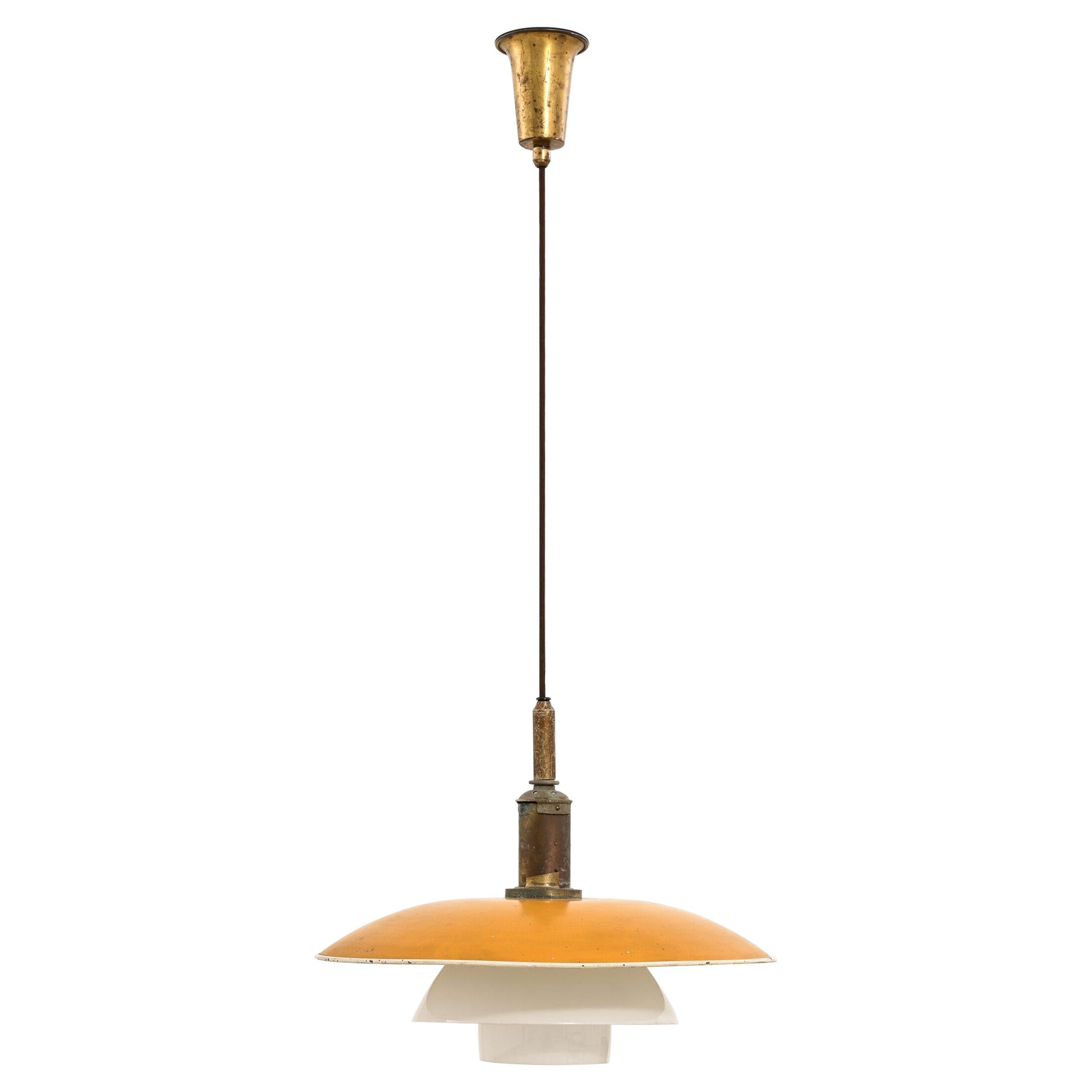 Lampada da soffitto Poul Henningsen Modello PH-5/5 Prodotta da Louis Poulsen