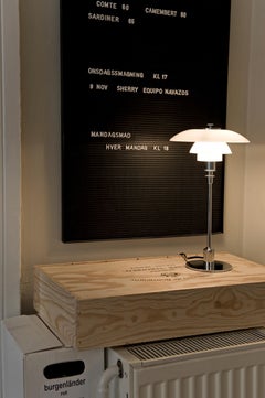 Lampada da tavolo PH 2/1 in cromo e vetro di Poul Henningsen per Louis Poulsen