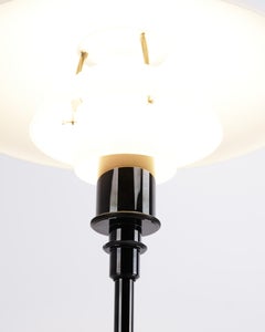 Poul Henningsen Floor Lamp Model PH 3.5/2.5 with Black Frame, Louis Poulsen