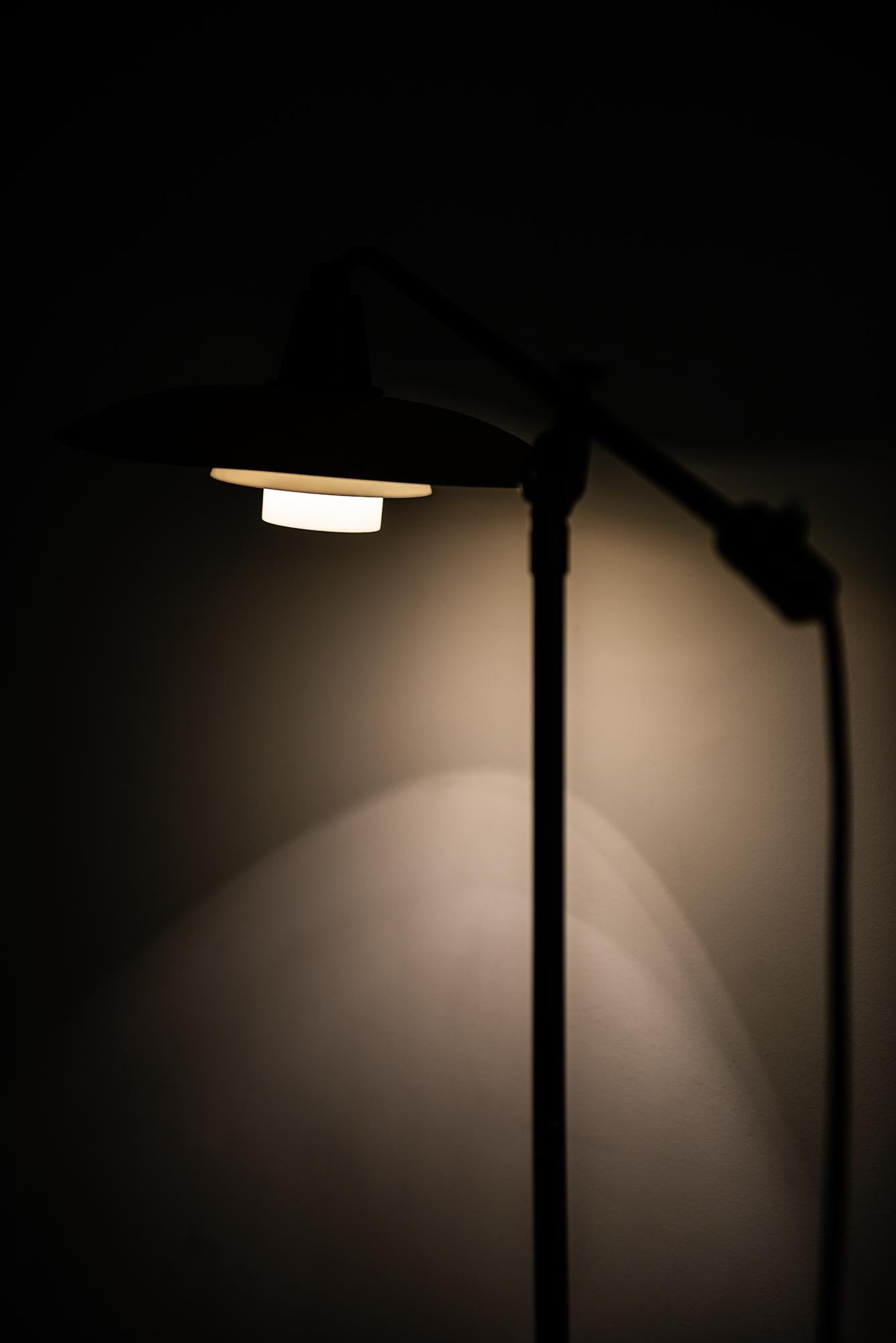 Poul Henningsen Floor Lamp PH-2/2 'Water Pump' by Louis Poulsen in Denmark 1