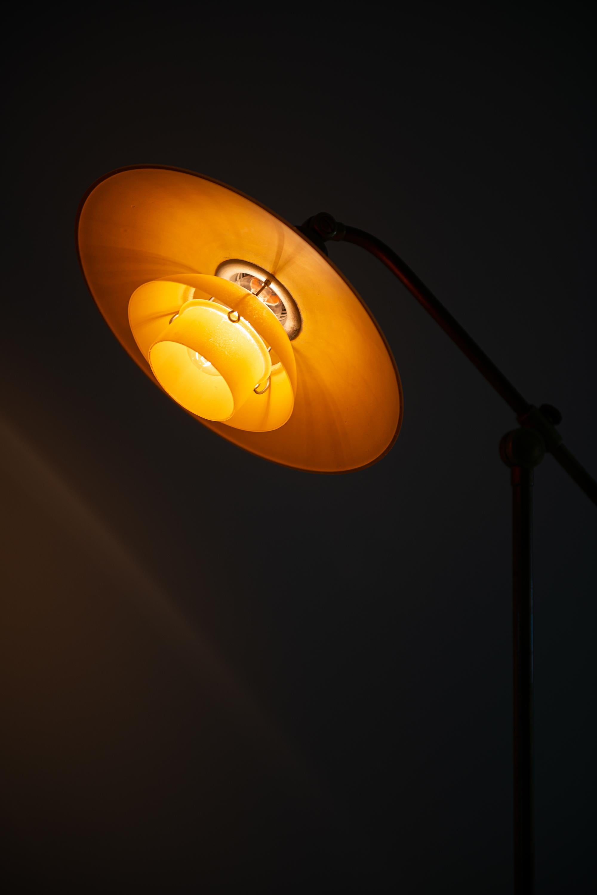 Poul Henningsen Floor Lamp 'Water Pump' by Louis Poulsen in Denmark 1