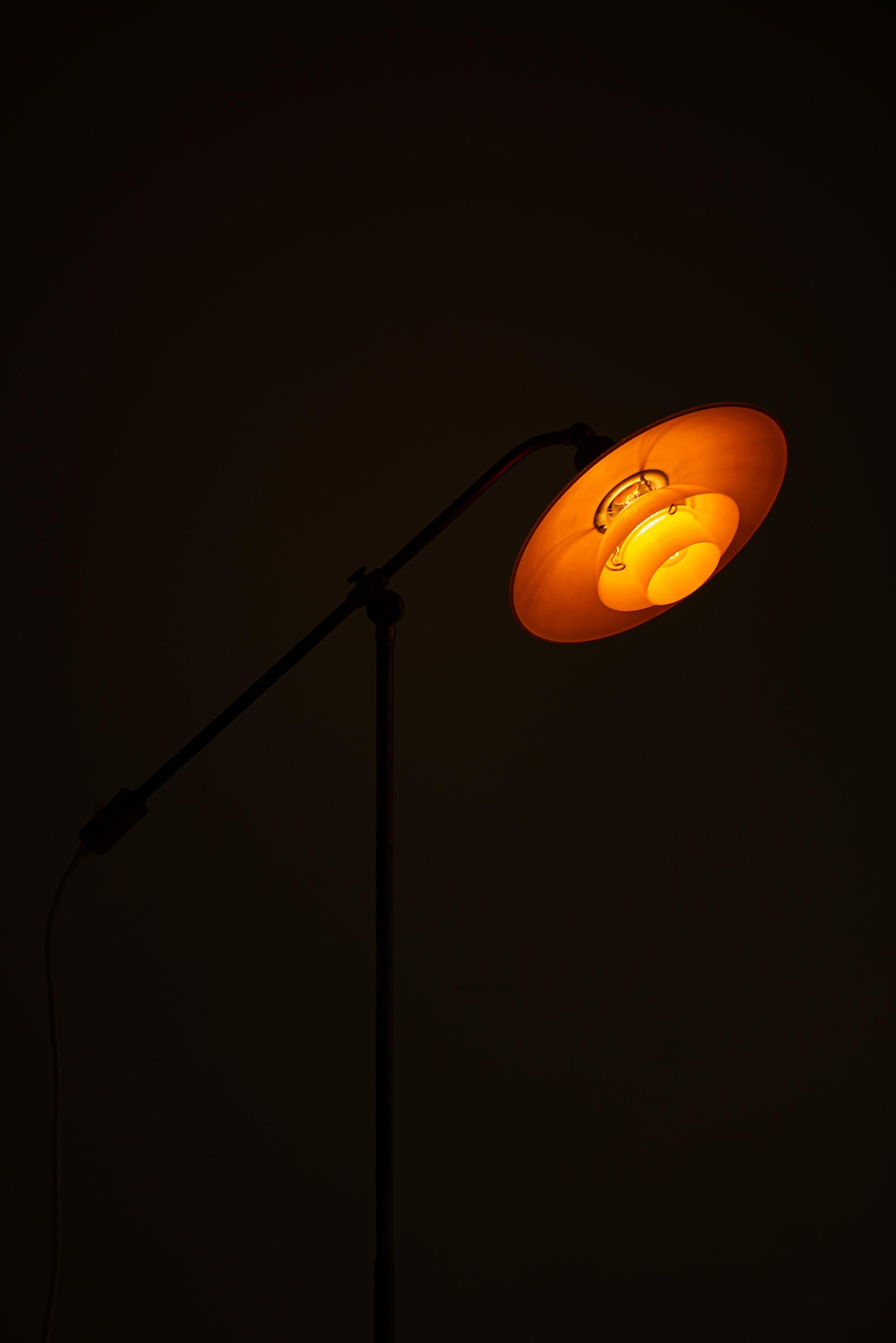 Poul Henningsen Floor Lamp 'Water Pump' by Louis Poulsen in Denmark 4