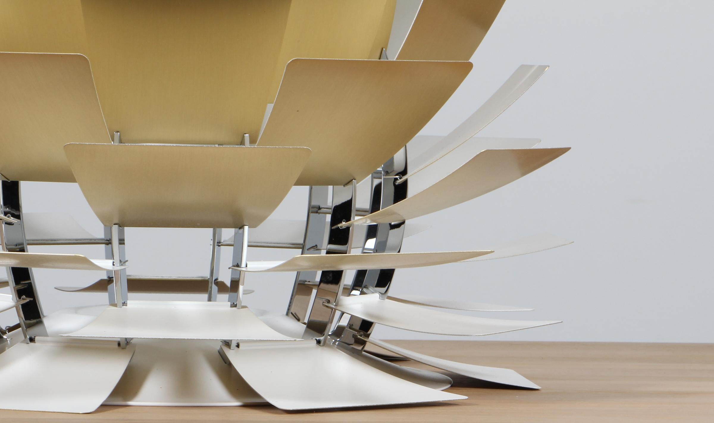 Danese Poul Henningsen per Louis Poulsen Pendente 'PH Artichoke' in ottone Ø. 48 in vendita