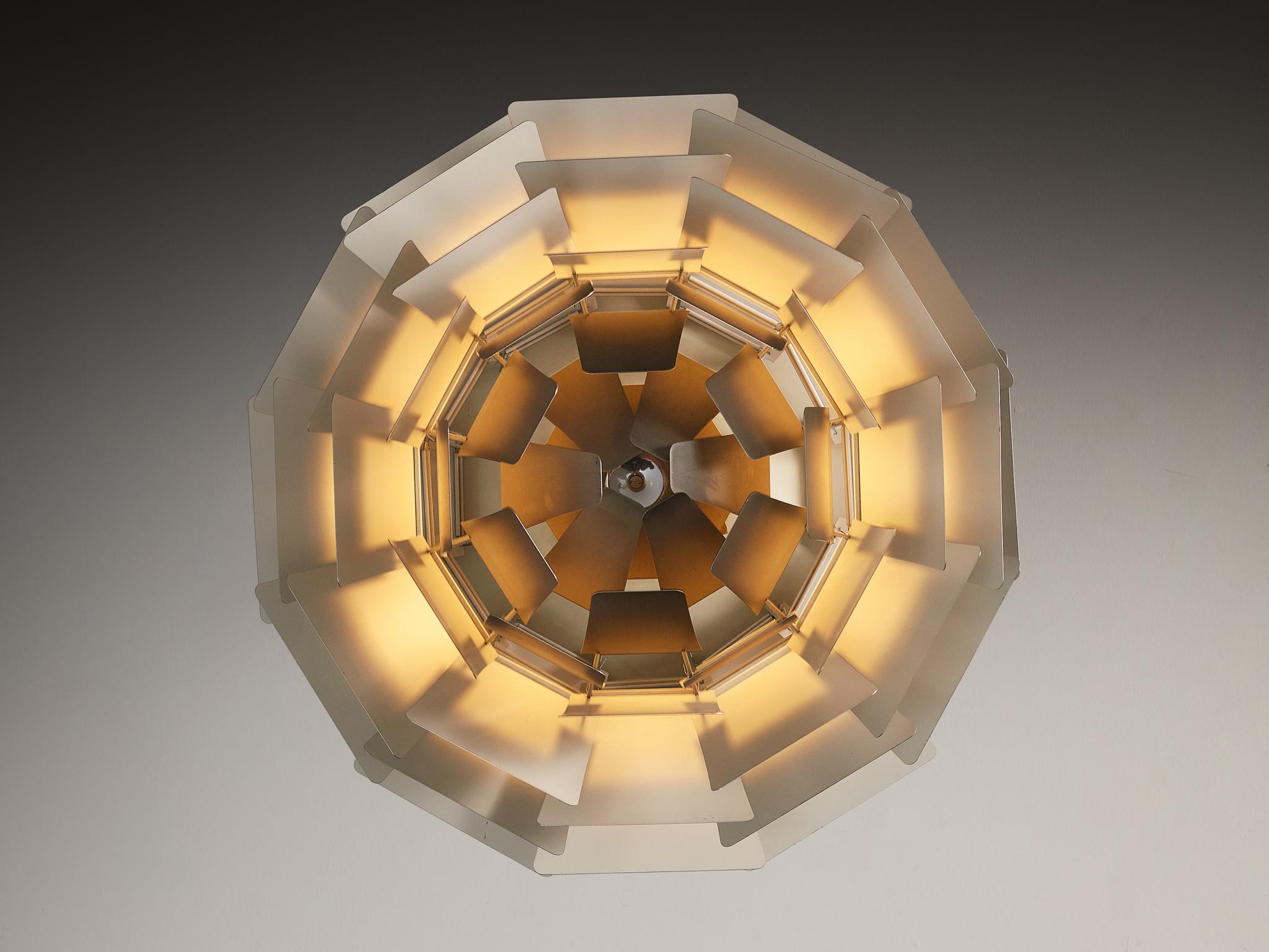 Alluminio Poul Henningsen per Louis Poulsen Ciondolo 'PH Artichoke' in acciaio inossidabile in vendita