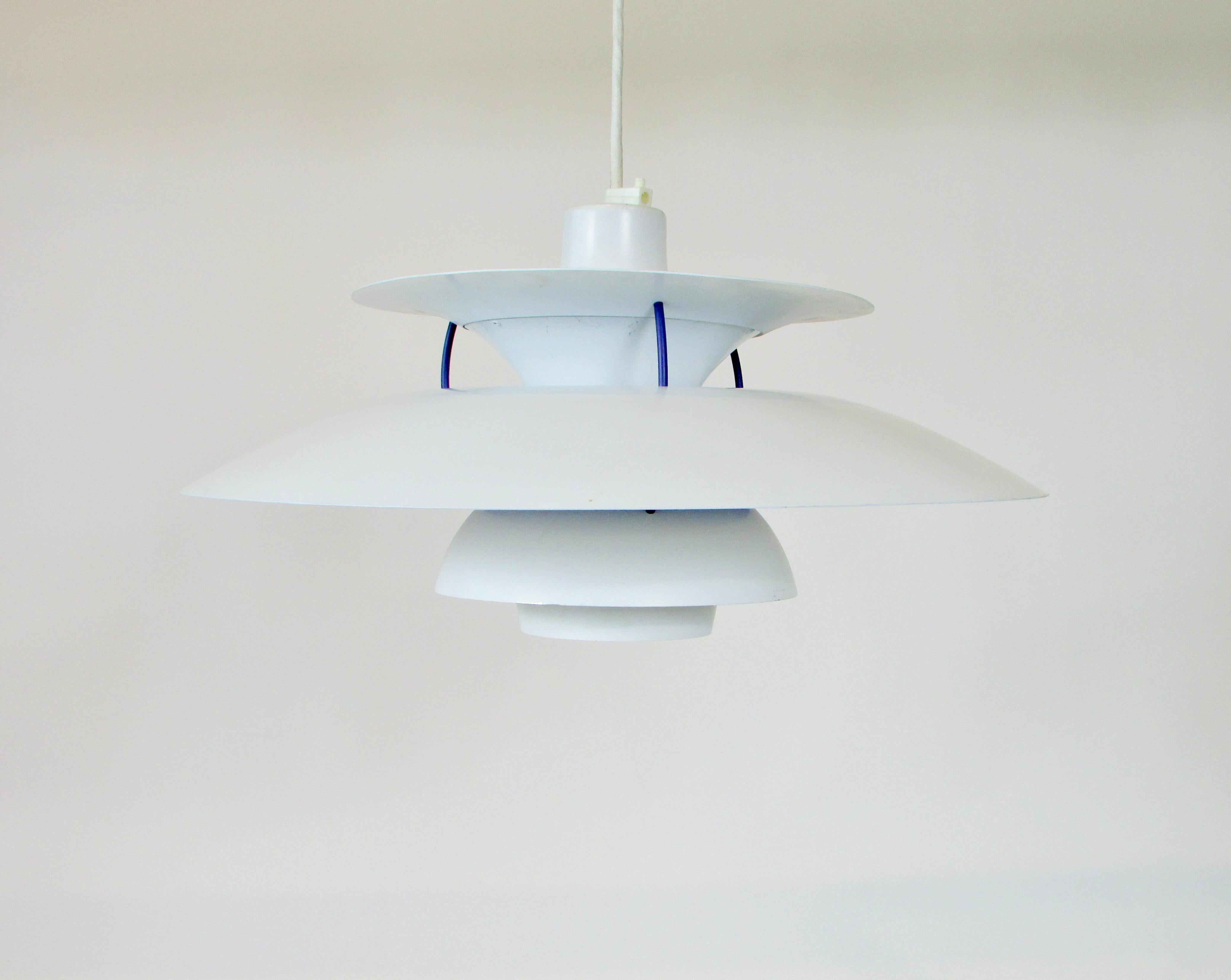 Lacquered Poul Henningsen for Louis Poulsen Ph5 Hanging Pendant Lamp with Original Box For Sale
