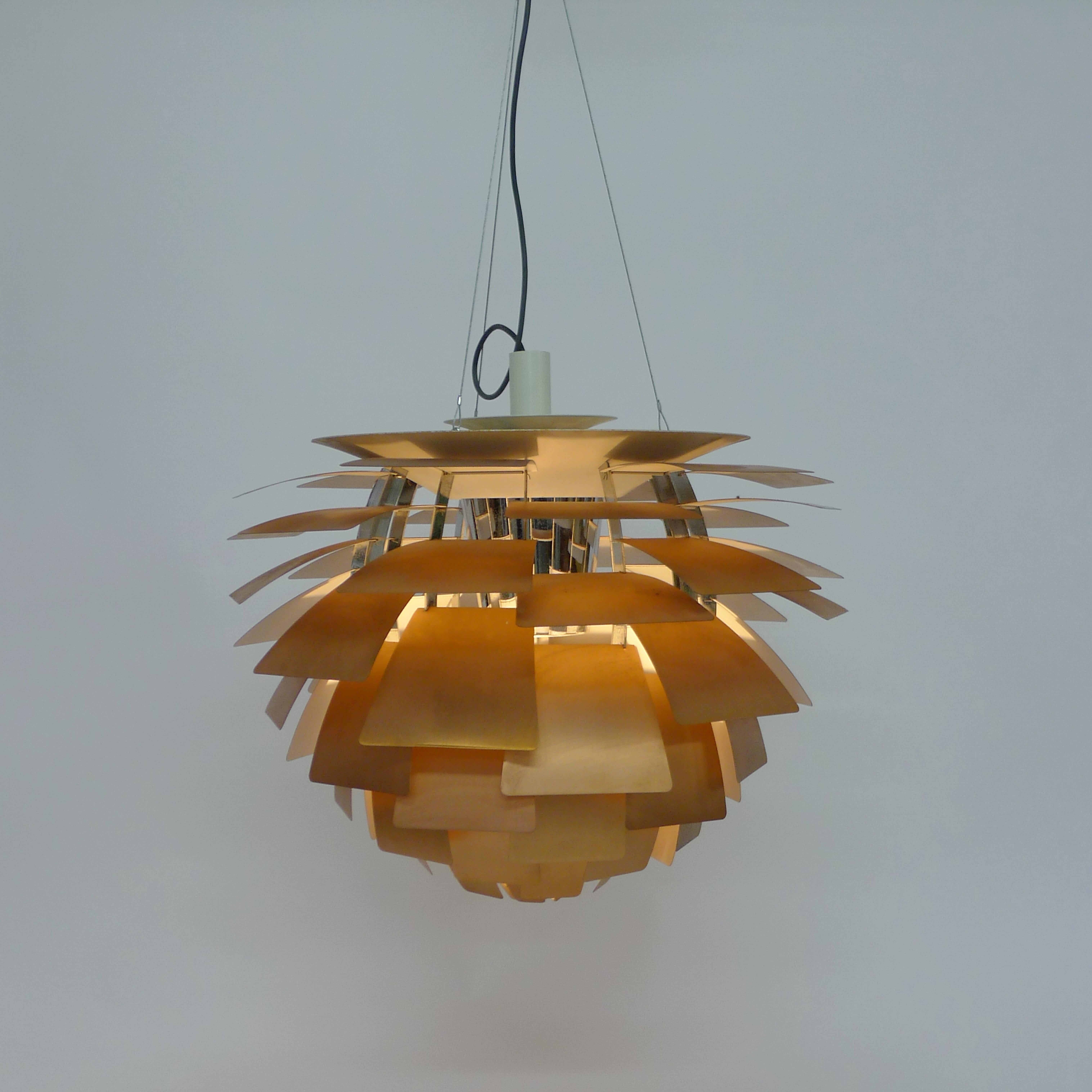 Poul Henningsen Large Copper Artichoke Pendant Light, by Louis Poulsen In Good Condition For Sale In Wargrave, Berkshire