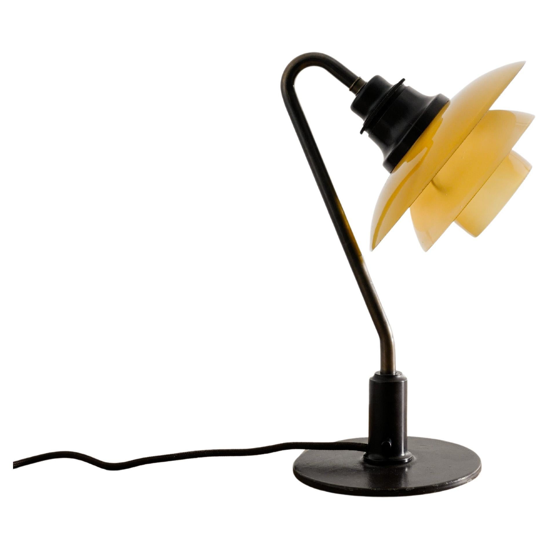 Poul Henningsen "PH 2/2" Vintergækken Table Desk Lamp in Brass and Glass, 1930s