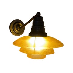 Poul Henningsen PH 2/2 Wall Lamp in Amber Glass and Patinated Brass, 1930s