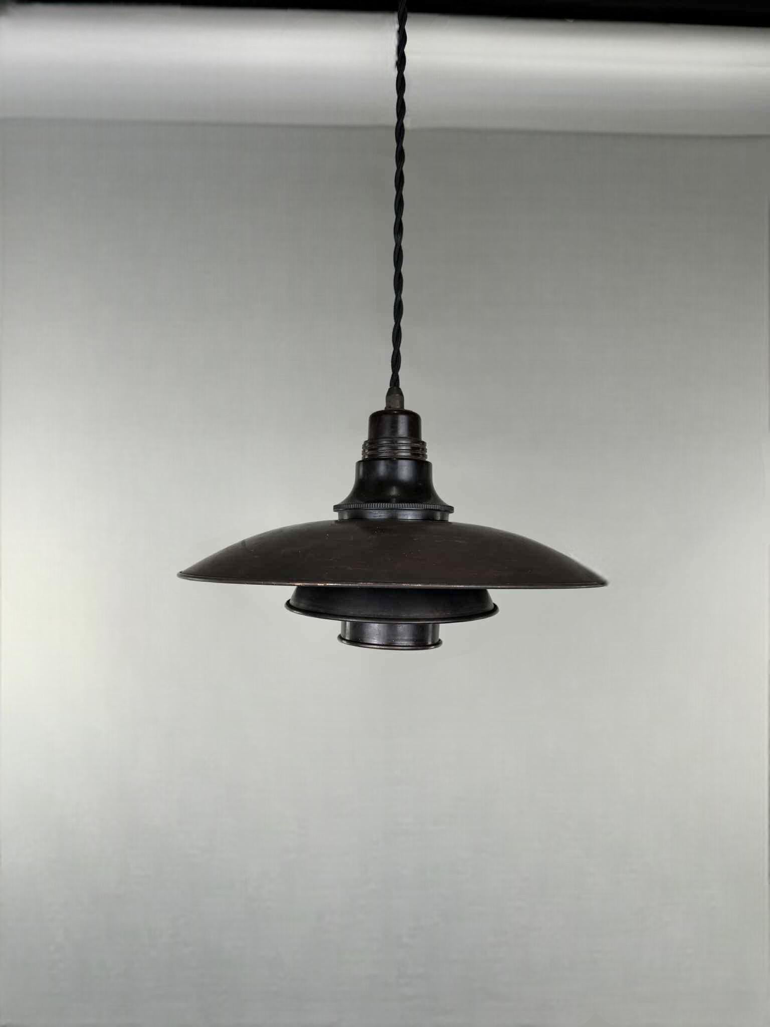 Metà XX secolo Lampada Poul Henningsen PH-3/2, con il timbro 