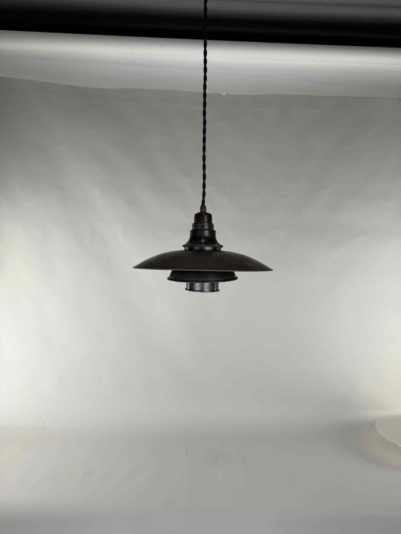 Lampada Poul Henningsen PH-3/2, con il timbro 