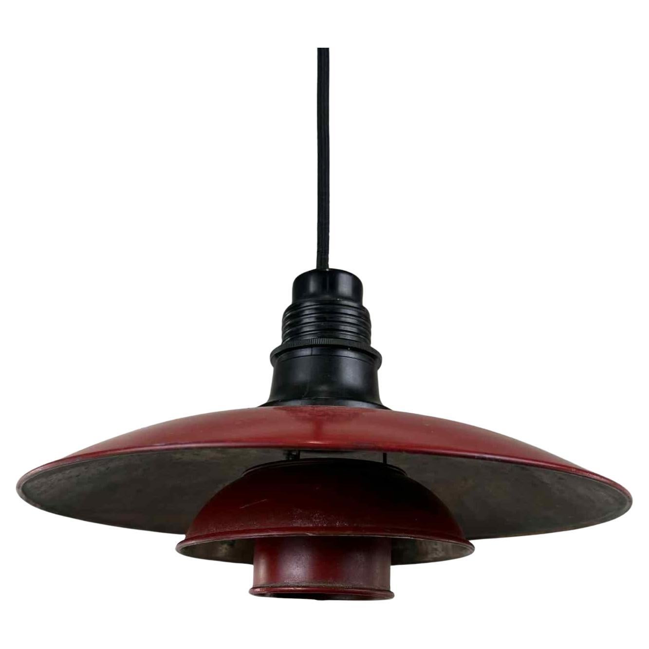 Lámpara Poul Henningsen PH-3/2, con el sello "PATENTADA PH-2"