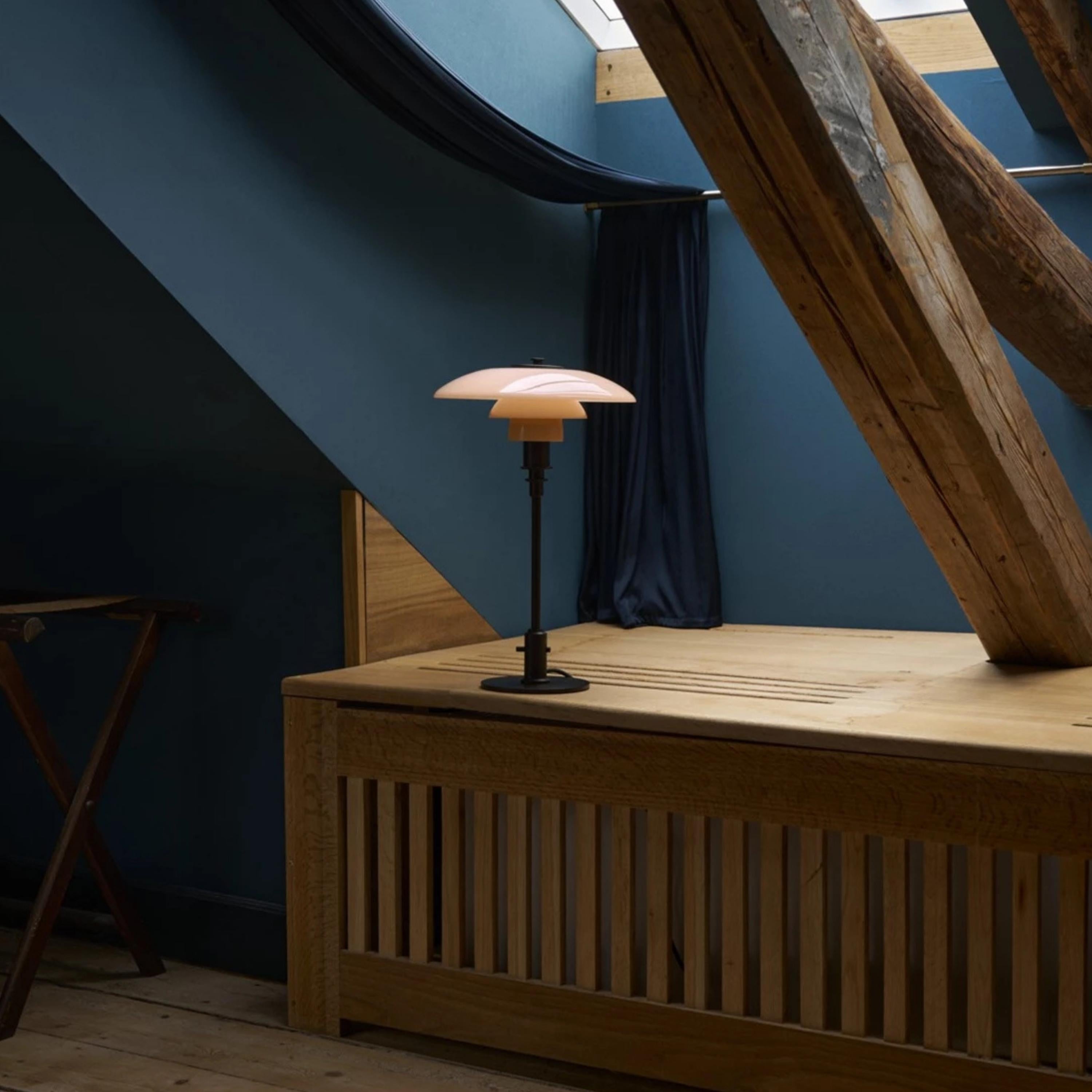 Poul Henningsen 'PH 3/2' Lampe de table en verre opale et terre cuite, édition limitée Neuf - En vente à Glendale, CA