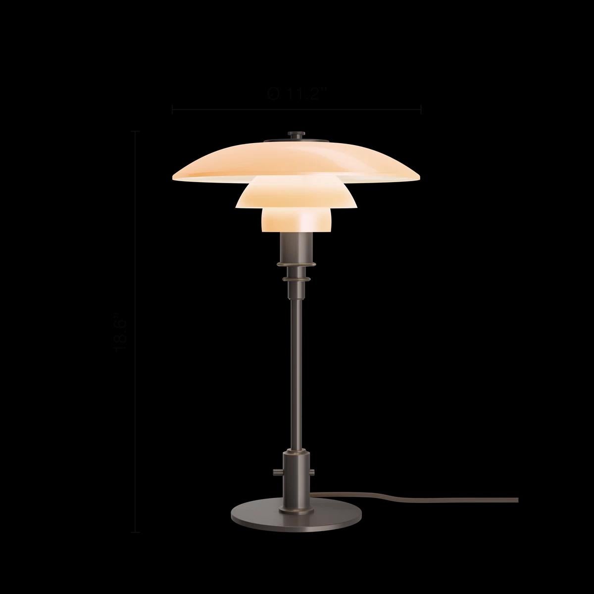 XXIe siècle et contemporain Poul Henningsen 'PH 3/2' Lampe de table en verre opale et terre cuite, édition limitée en vente