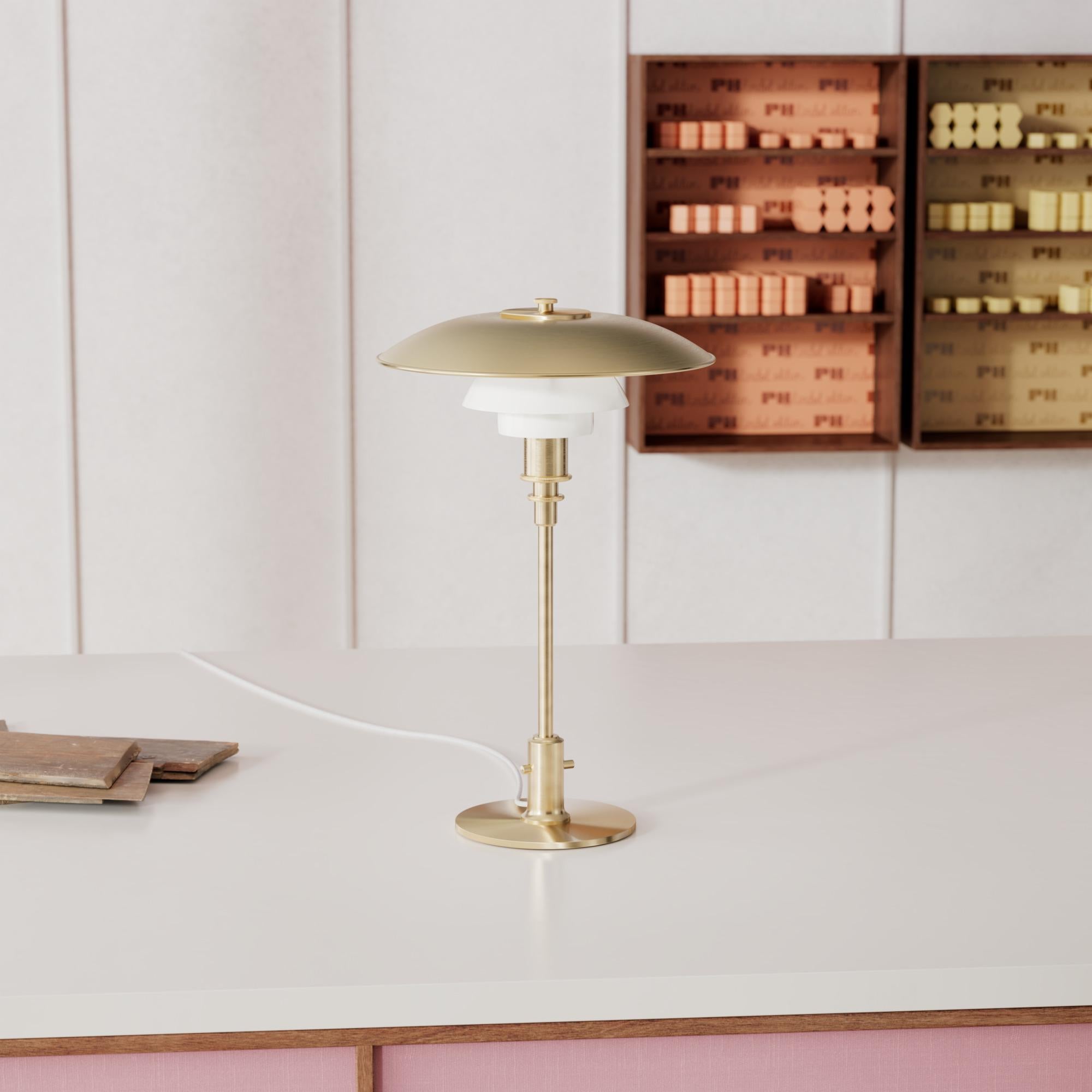 Poul Henningsen PH 3/2 Opaline Glass Table Lamp for Louis Poulsen in Chrome For Sale 3