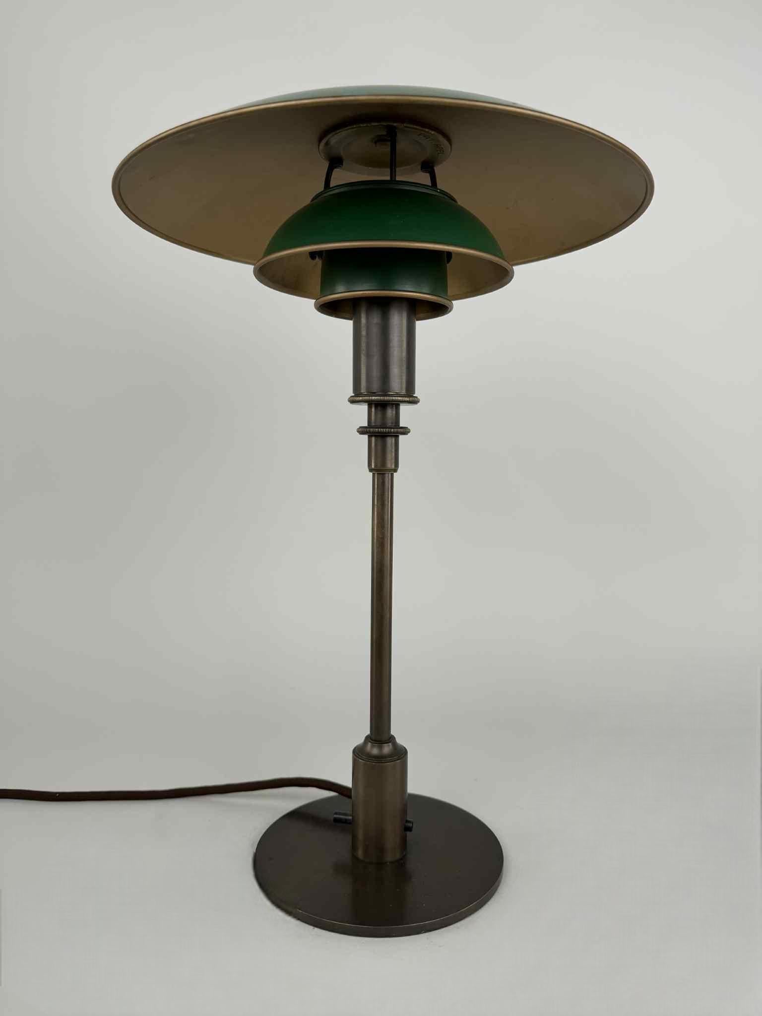 Lámpara de mesa Poul Henningsen PH 3/2 - 