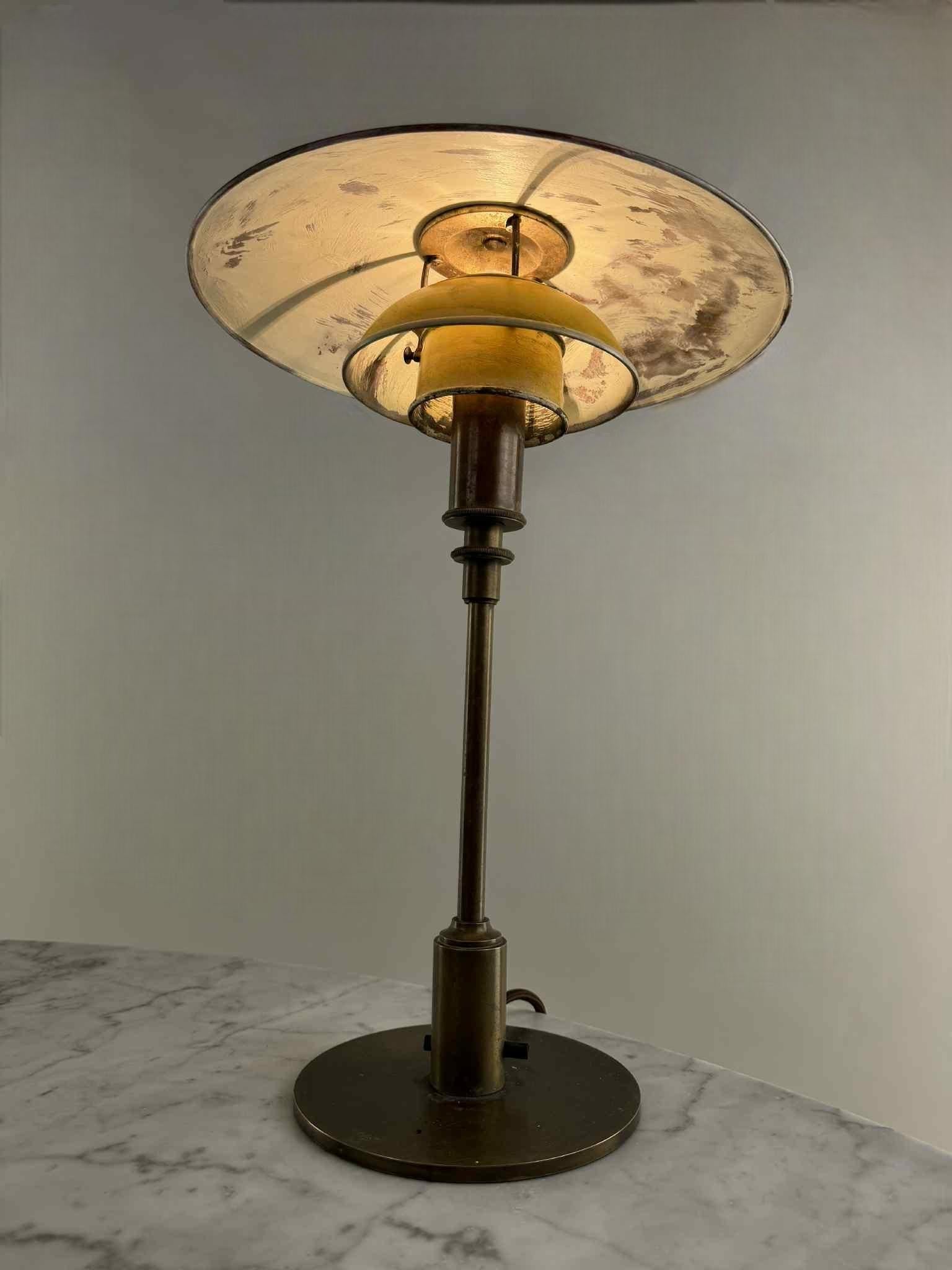 Poul Henningsen PH 3/2 Table Lamp – “Pat. Appl.” 1926 In Good Condition For Sale In Egå, DK