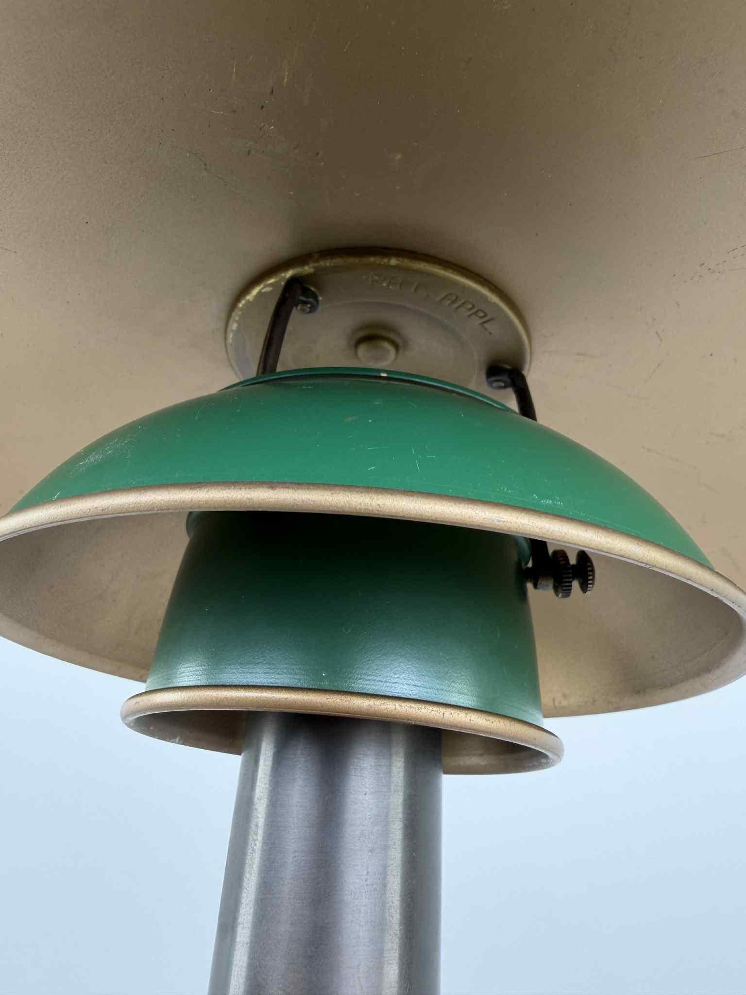 Lámpara de mesa Poul Henningsen PH 3/2 - 