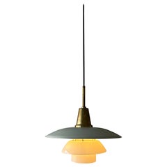 Poul Henningsen PH 3, 5/3 manufactured by Louis Poulsen 1940’s