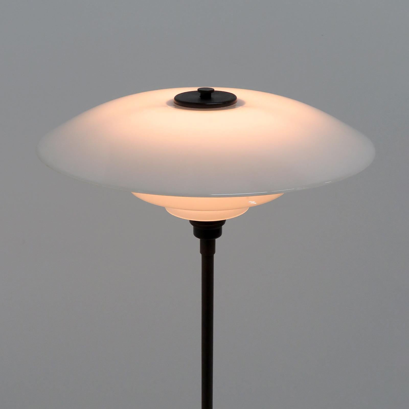 Lámpara de pie Poul Henningsen PH 4/3, 1930 en venta 2