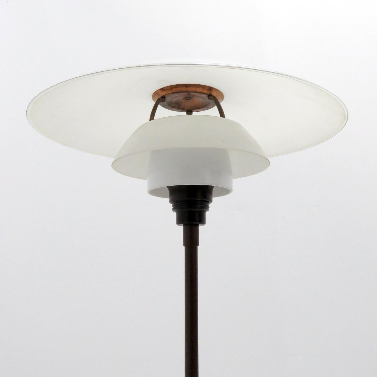 Lámpara de pie Poul Henningsen PH 4/3, 1930 Escandinavo moderno en venta