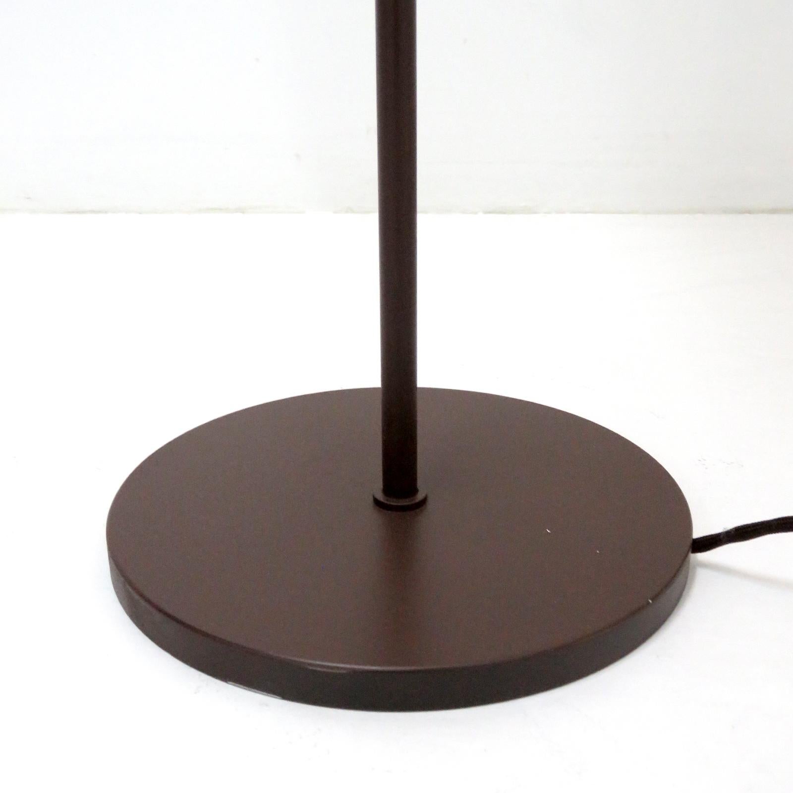 Lámpara de pie Poul Henningsen PH 4/3, 1930 mediados del siglo XX en venta